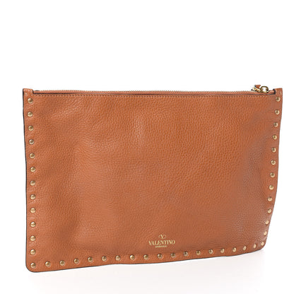 Valentino Garavani Pebbled Calfskin Turquoise Large Rockstud Rolling Zip Pouch Brown 3 of 7