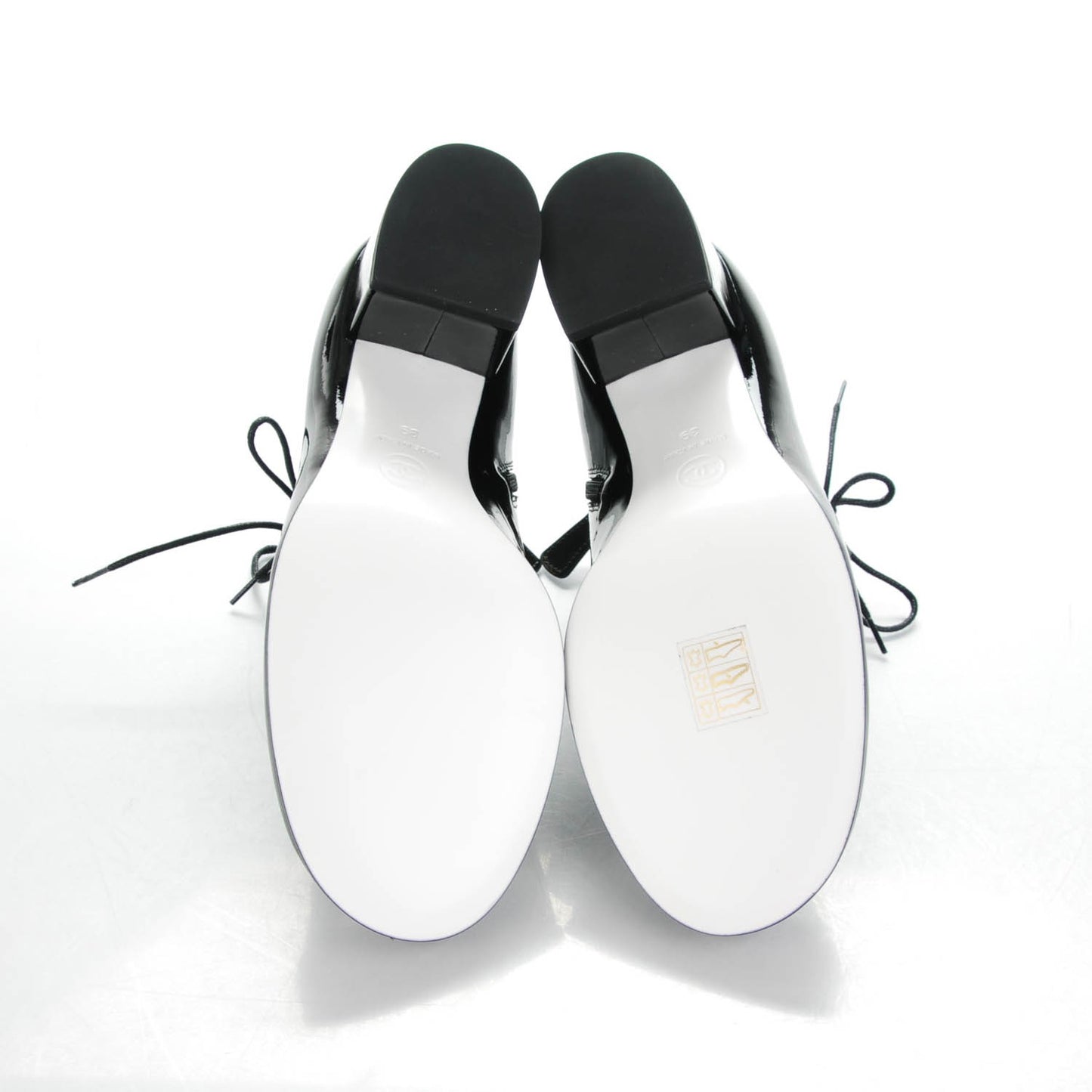 Patent Calfskin Lace Up Ankle Booties 39 Black