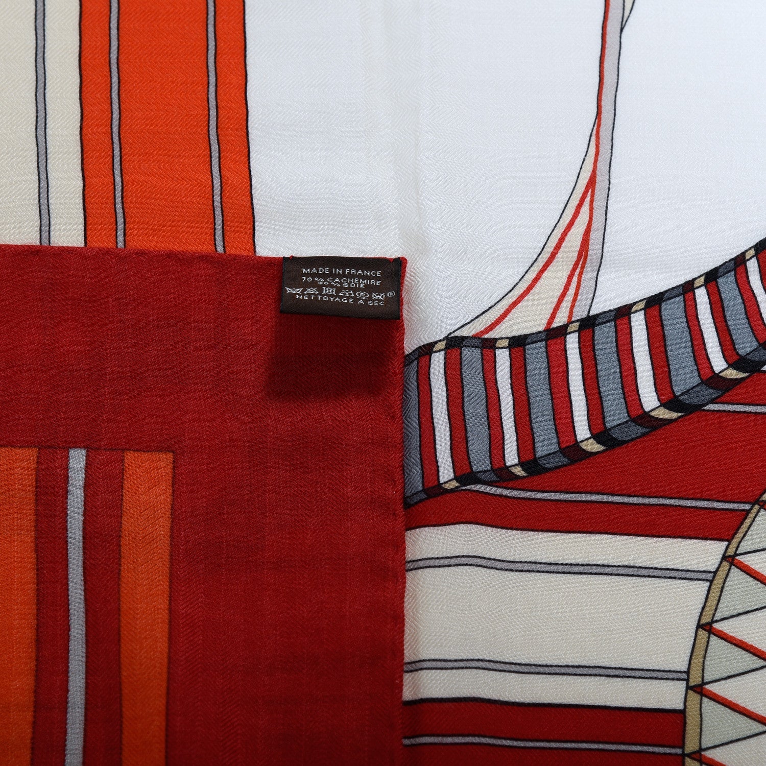 Hermes Cashmere Silk Voltes Et Pirouettes Shawl 140 Rouge Creme Beige 5 of 7