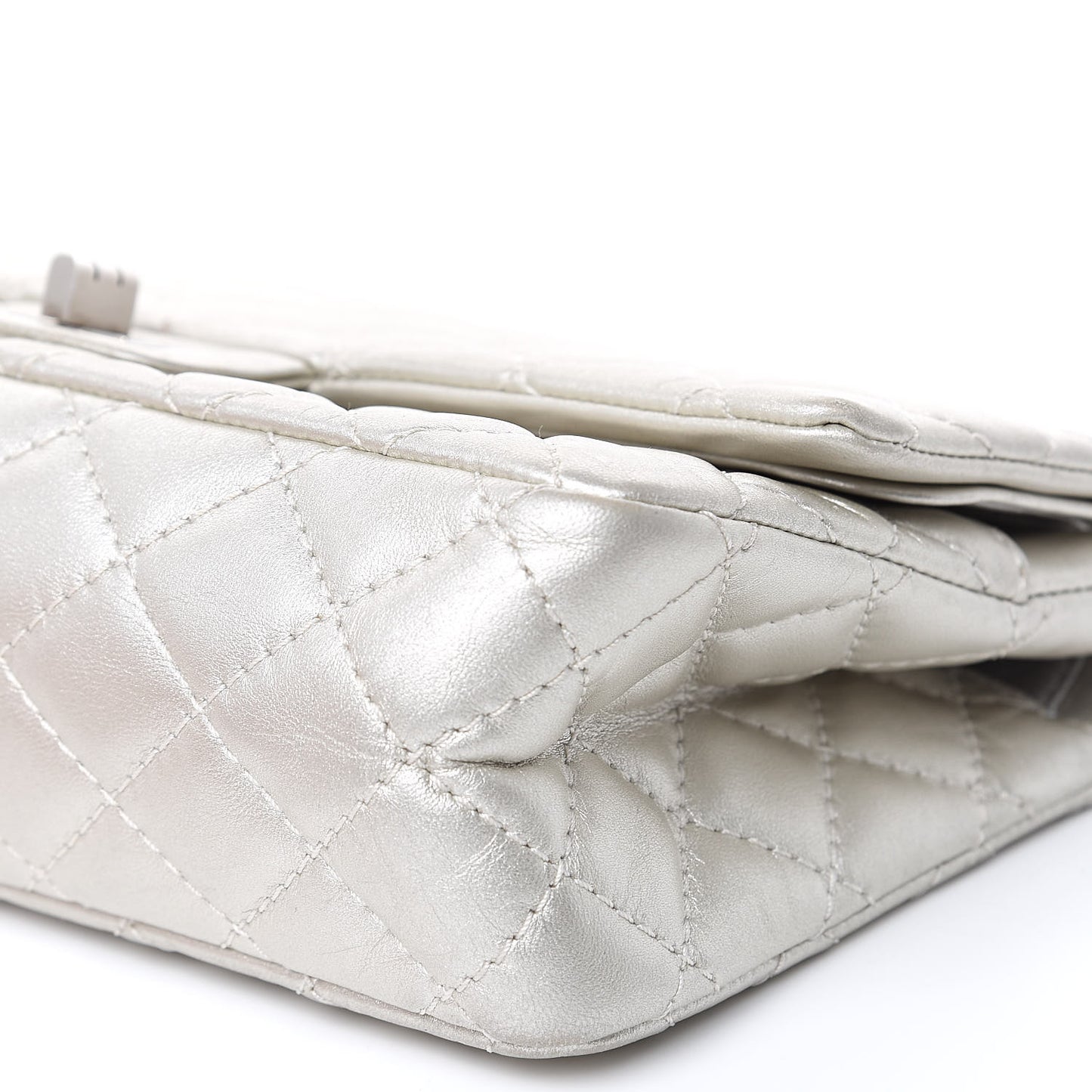 Metallic Aged Calfskin 2.55 Reissue 225 Flap Silver
