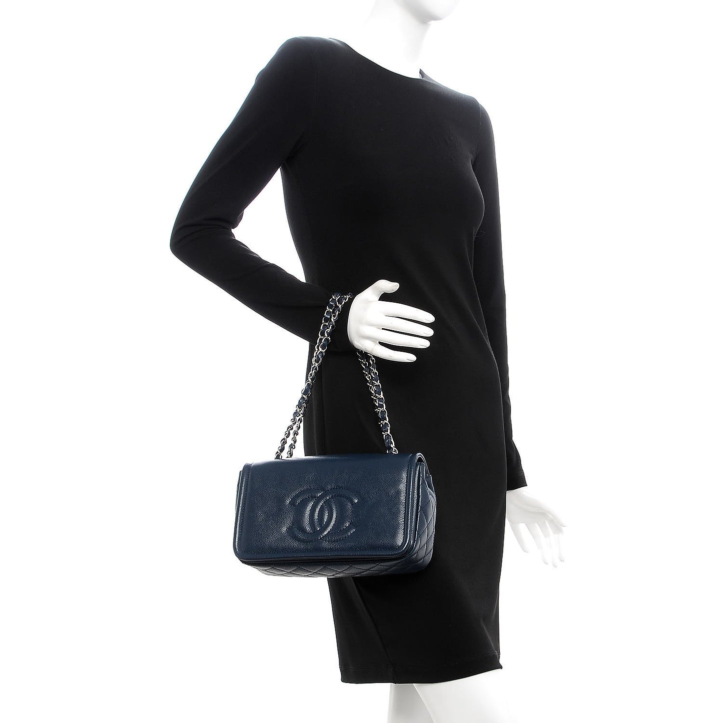 Caviar Medium Timeless CC Flap Navy Blue
