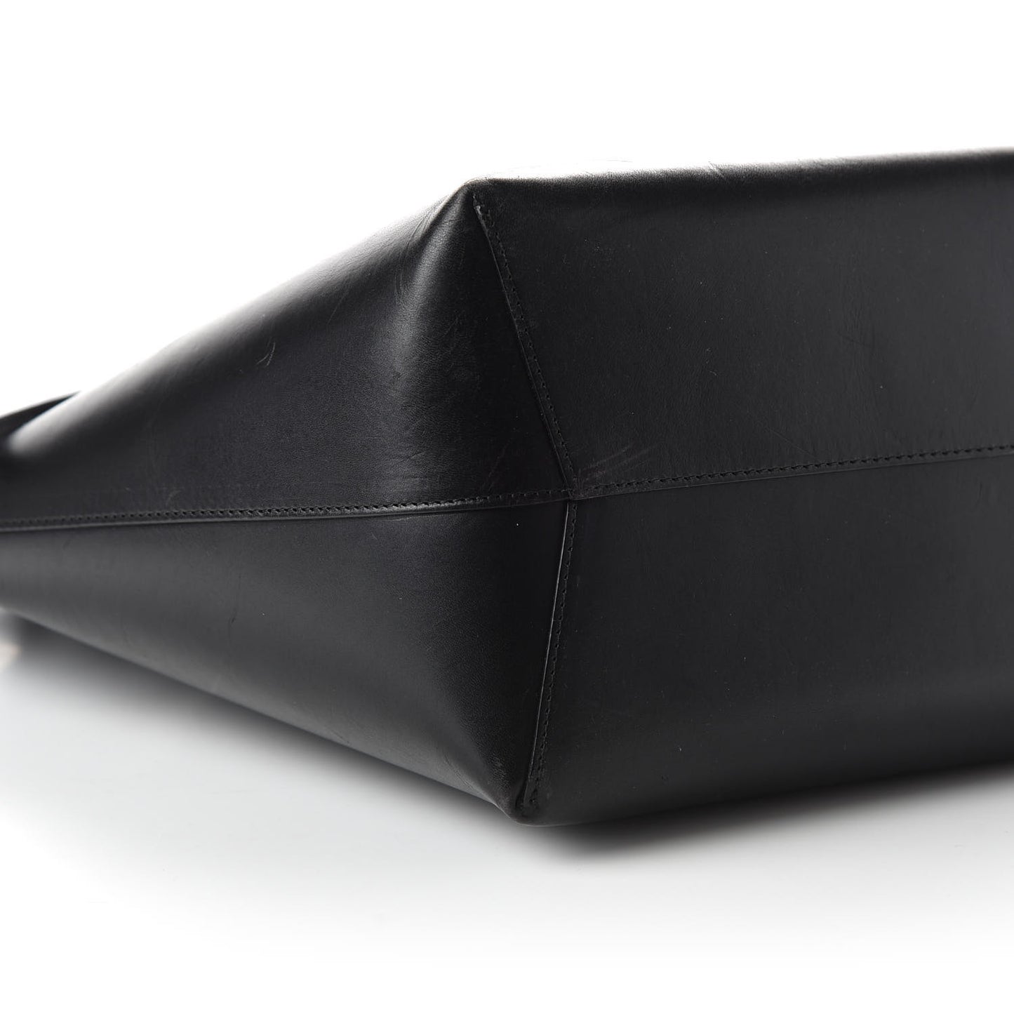 Vegetable Tanned Calfskin Bucket Bag Black Ballerina