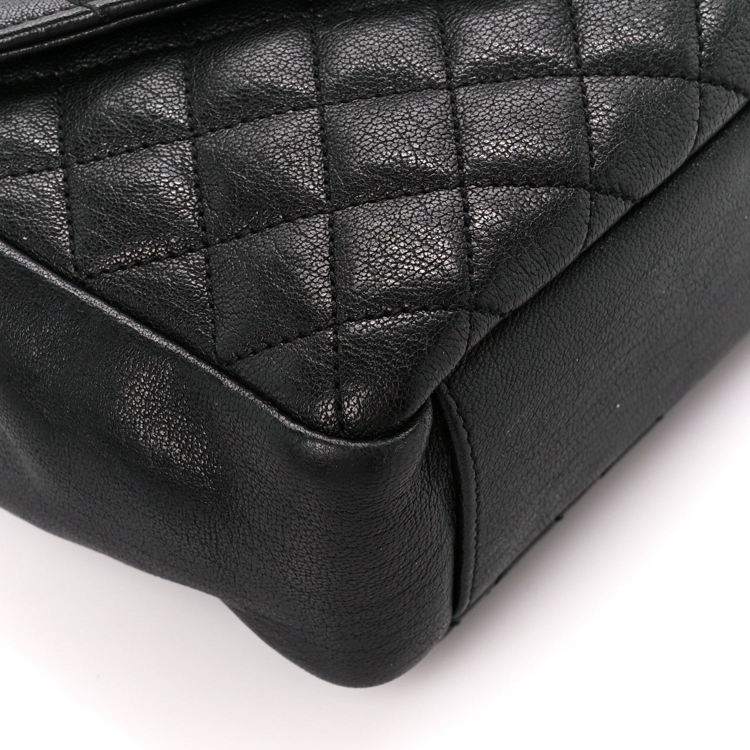 Saint Laurent Sheepskin Tri-Quilt Monogram Medium College Bag Black Black 10 of 12