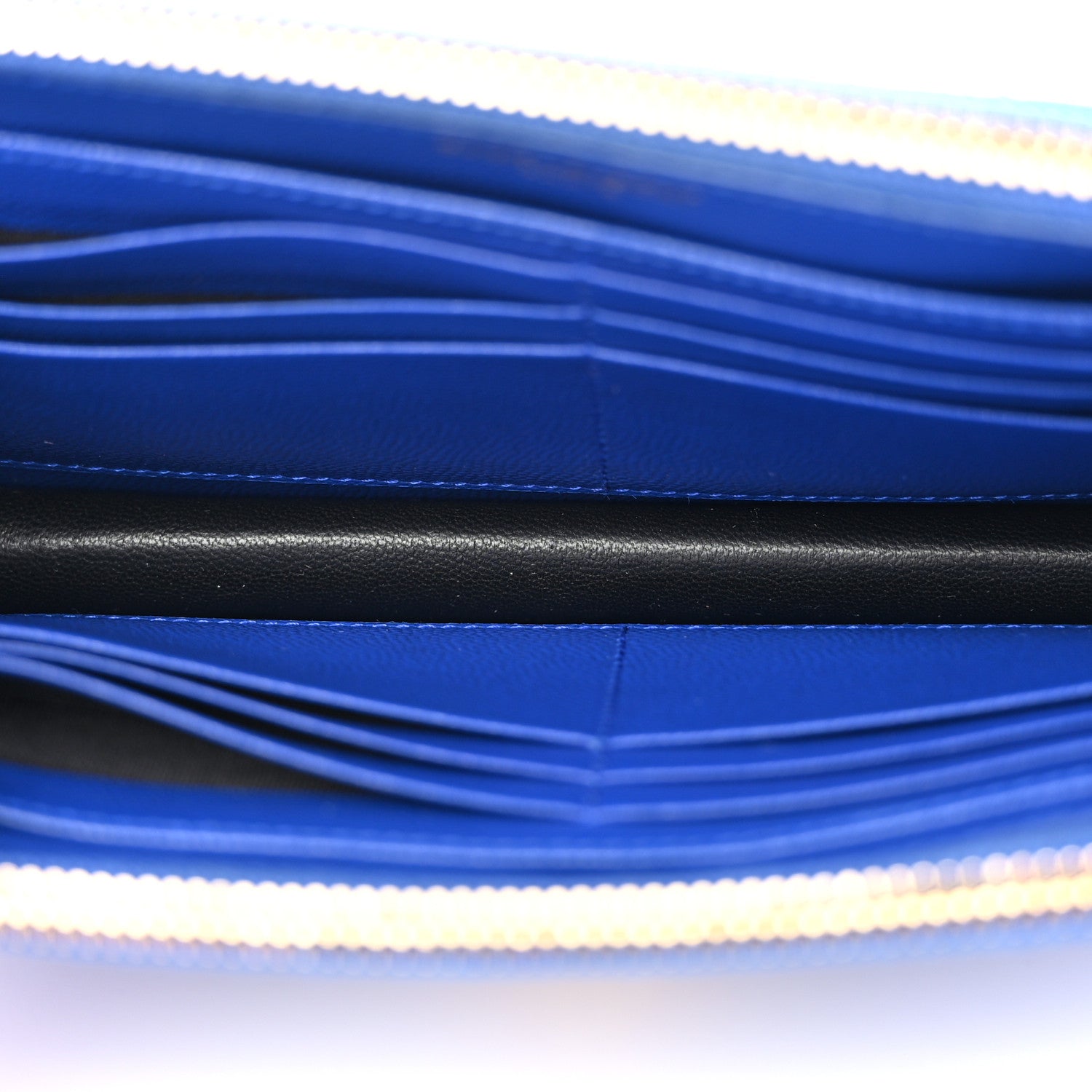 Saint Laurent Grain De Poudre Matelasse Chevron Monogram Double Zip Wallet Blue Majorelle 5 of 7