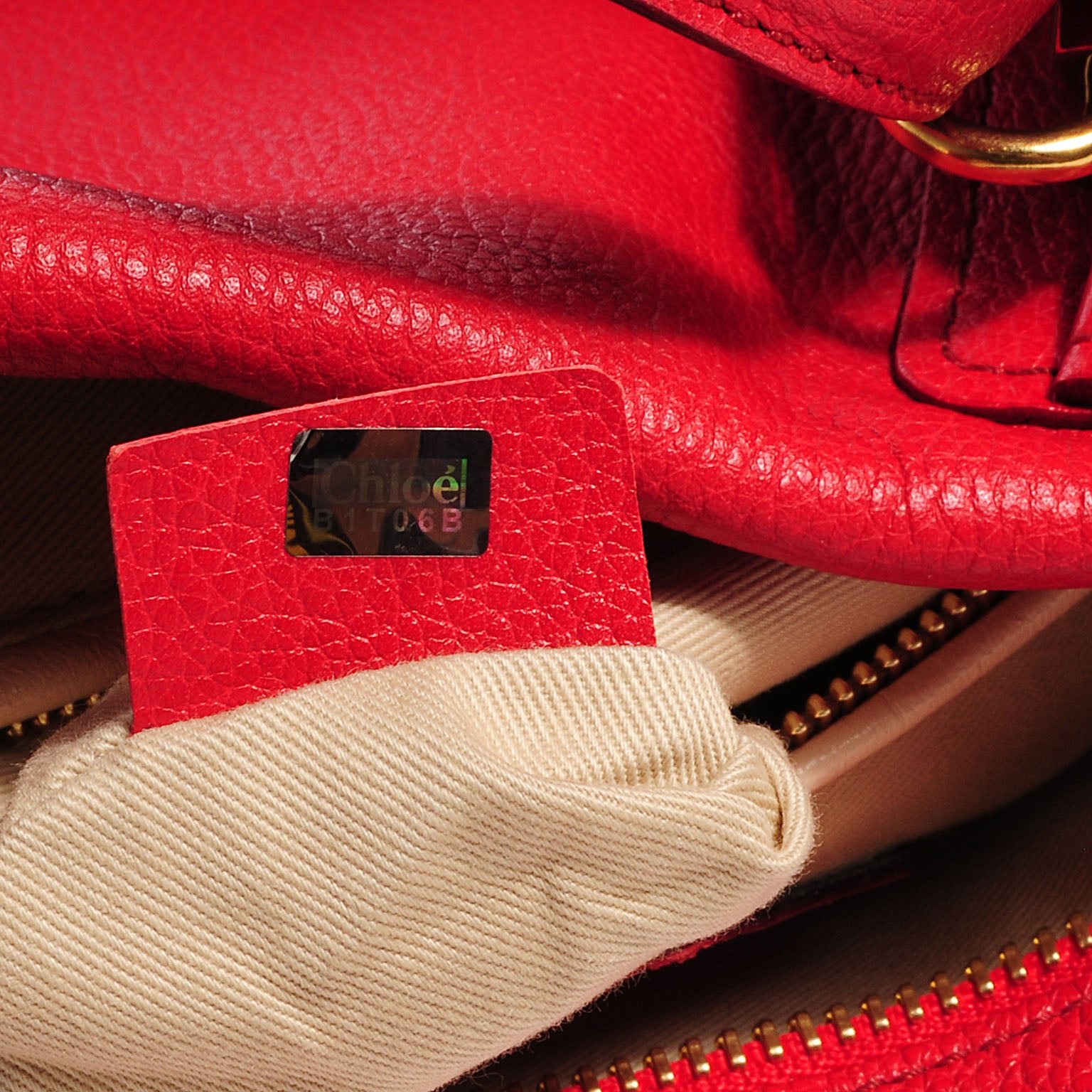 Chloe Calfskin Medium Paraty Holly Berry 9 of 10