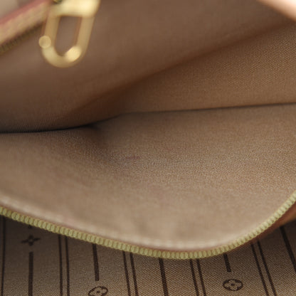 Louis Vuitton Monogram Delightful GM 14 of 17