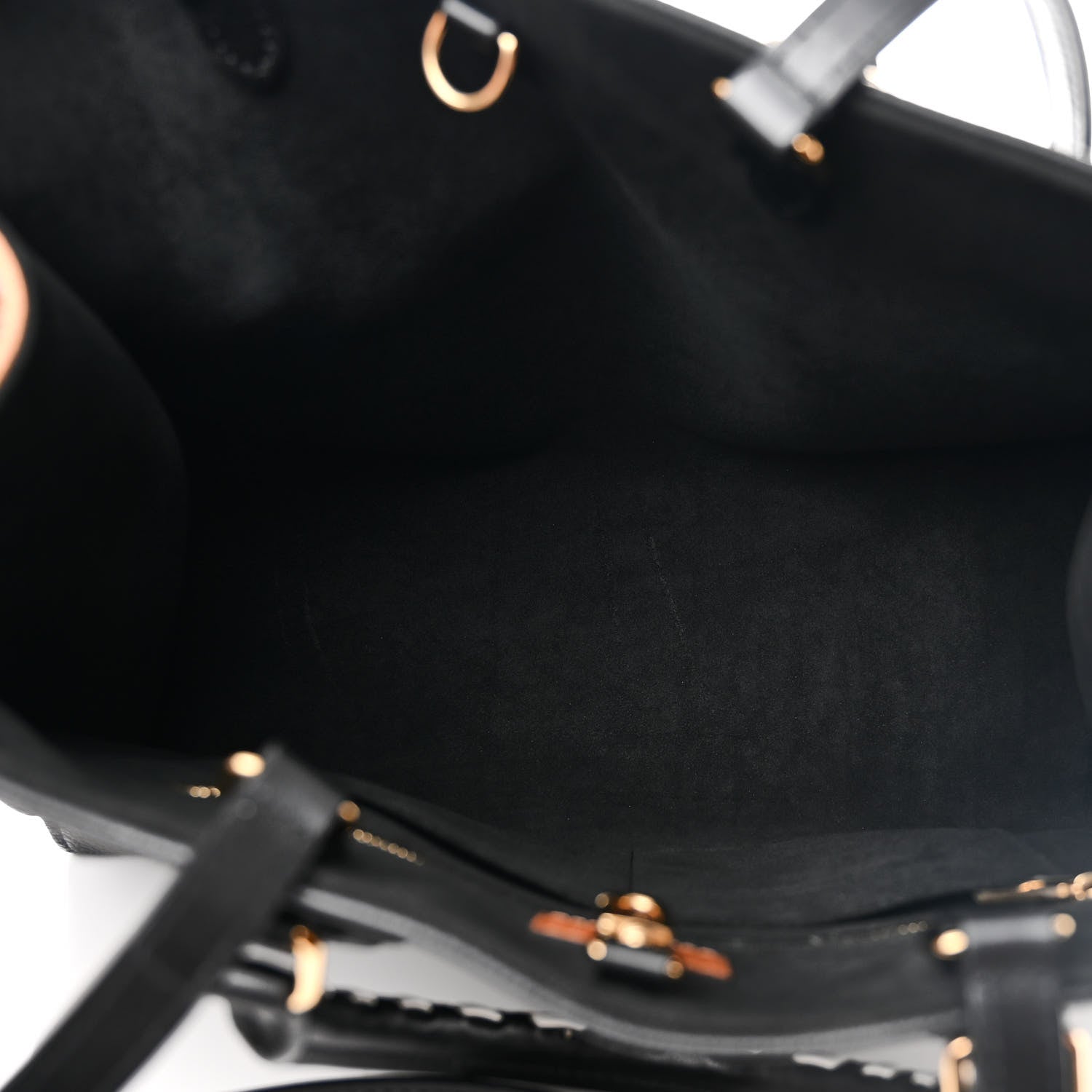 Louis Vuitton Empreinte Monogram Giant Wild At Heart Onthego MM Black 5 of 10