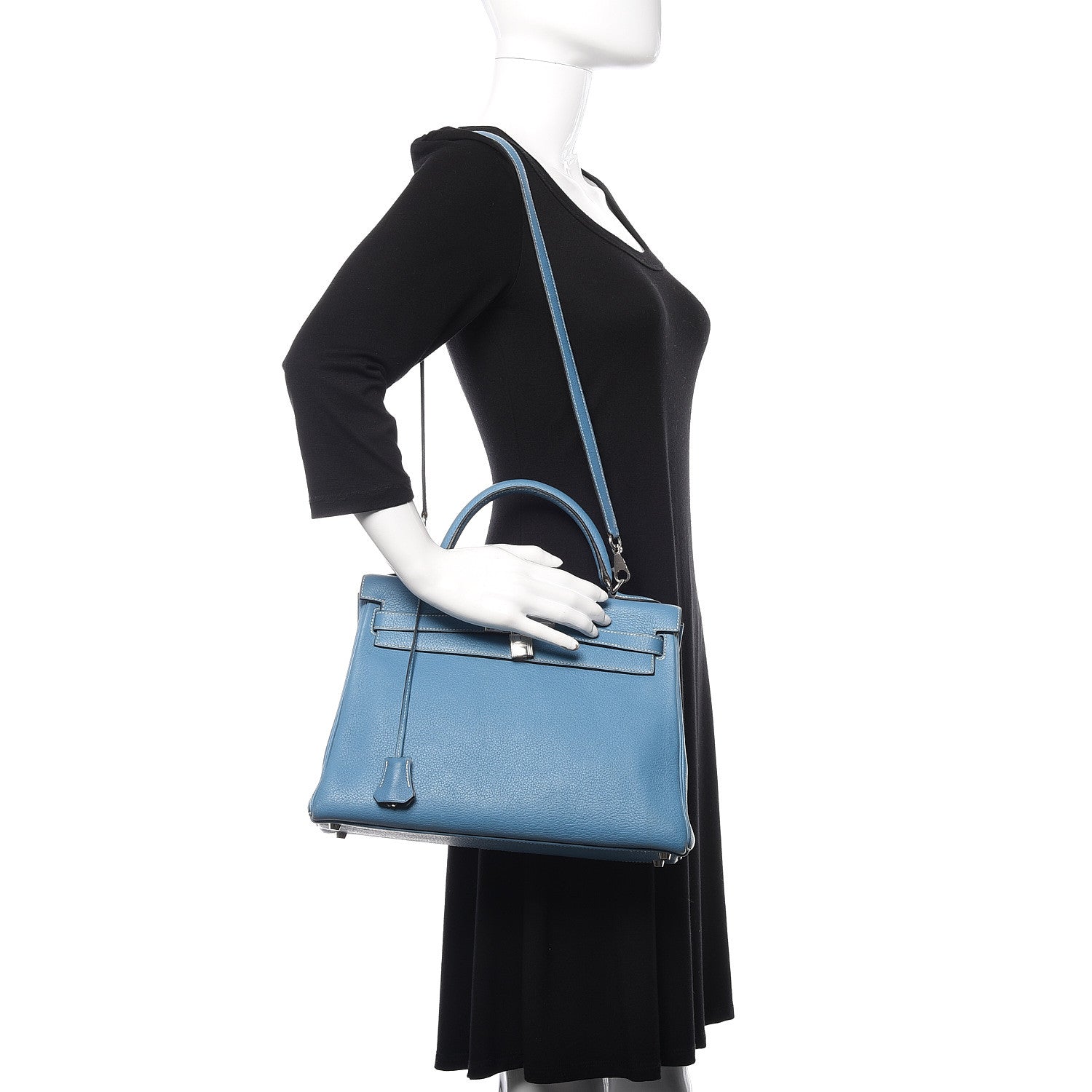 Hermes Togo Kelly Retourne 32 Blue Jean 2 of 38