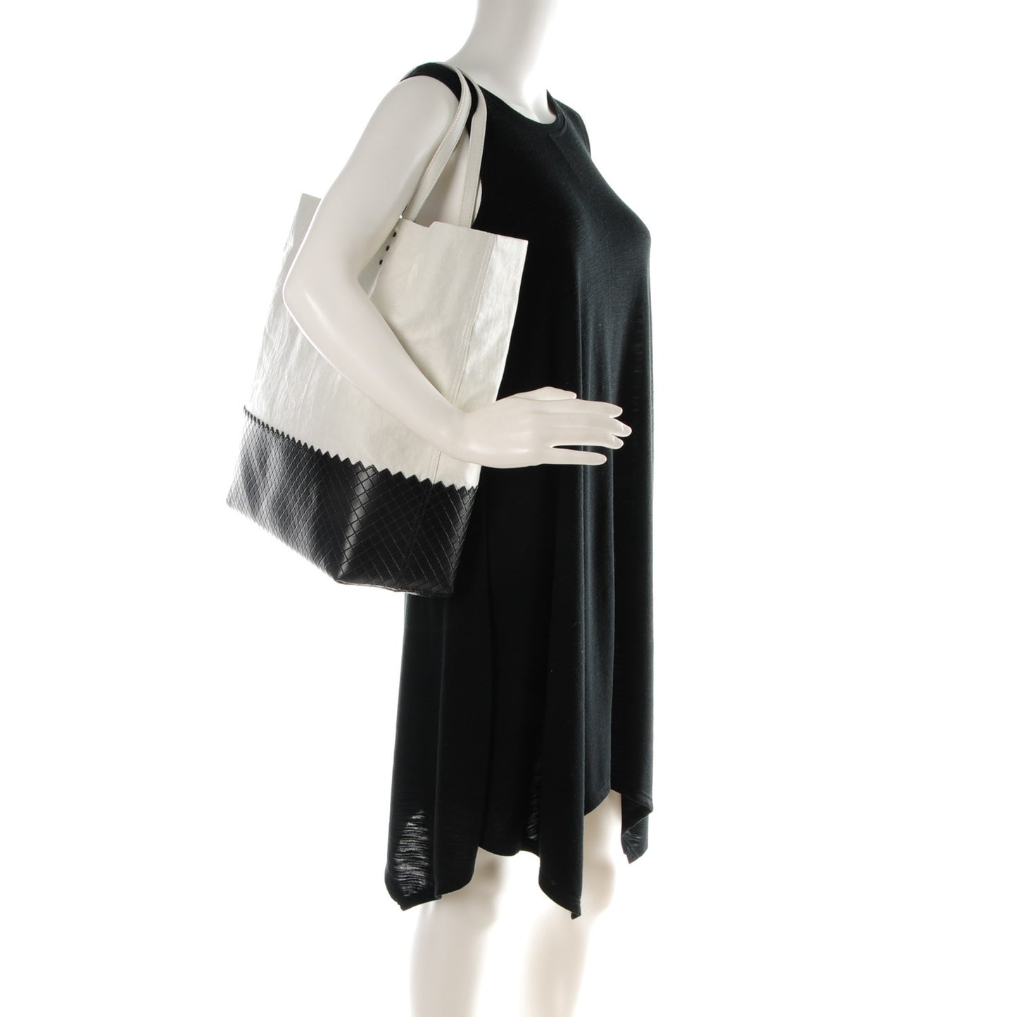 Lino Spalmato Light Calf Medium Scolpito Tote Off White Nero Black