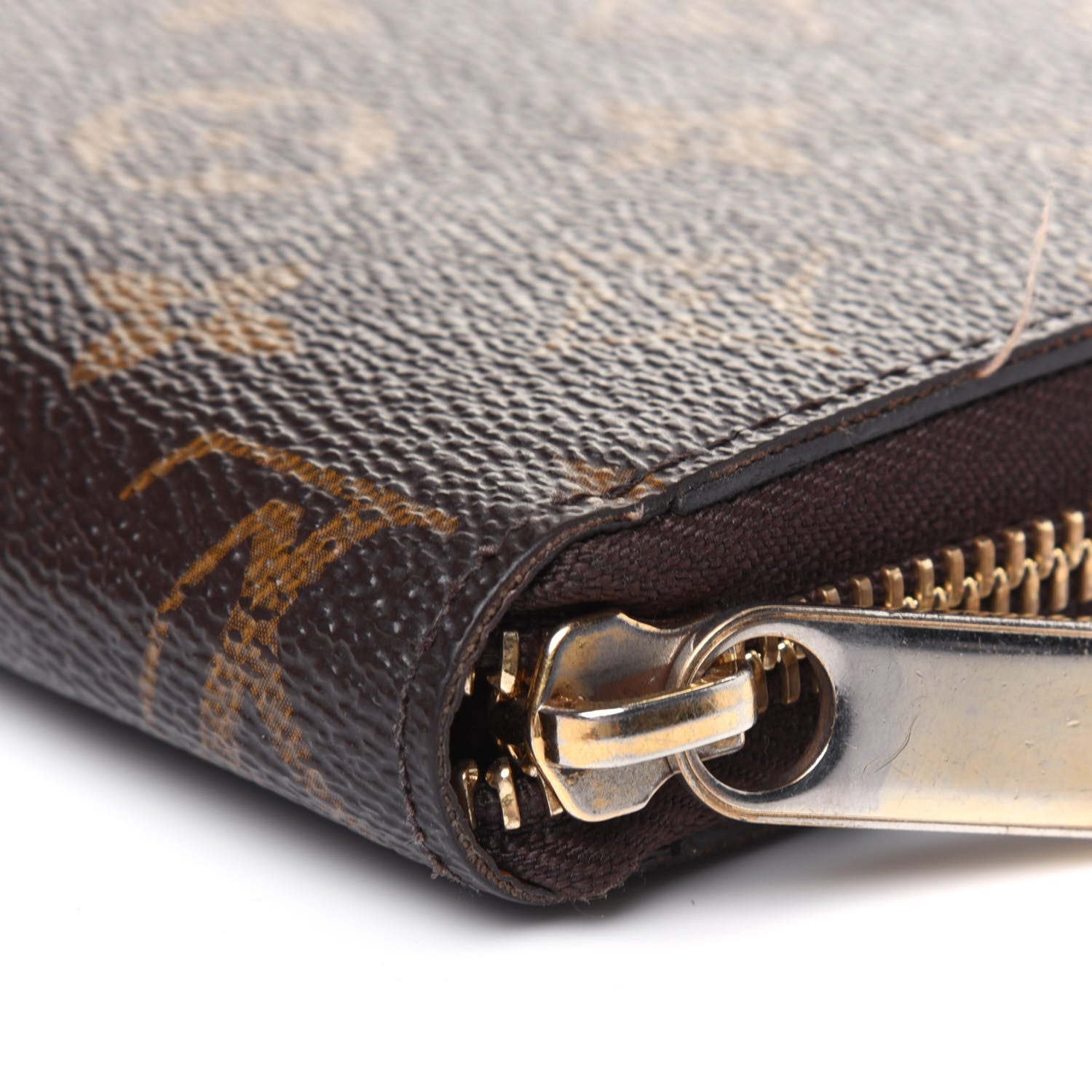 Louis Vuitton Monogram Zippy Wallet 12 of 22