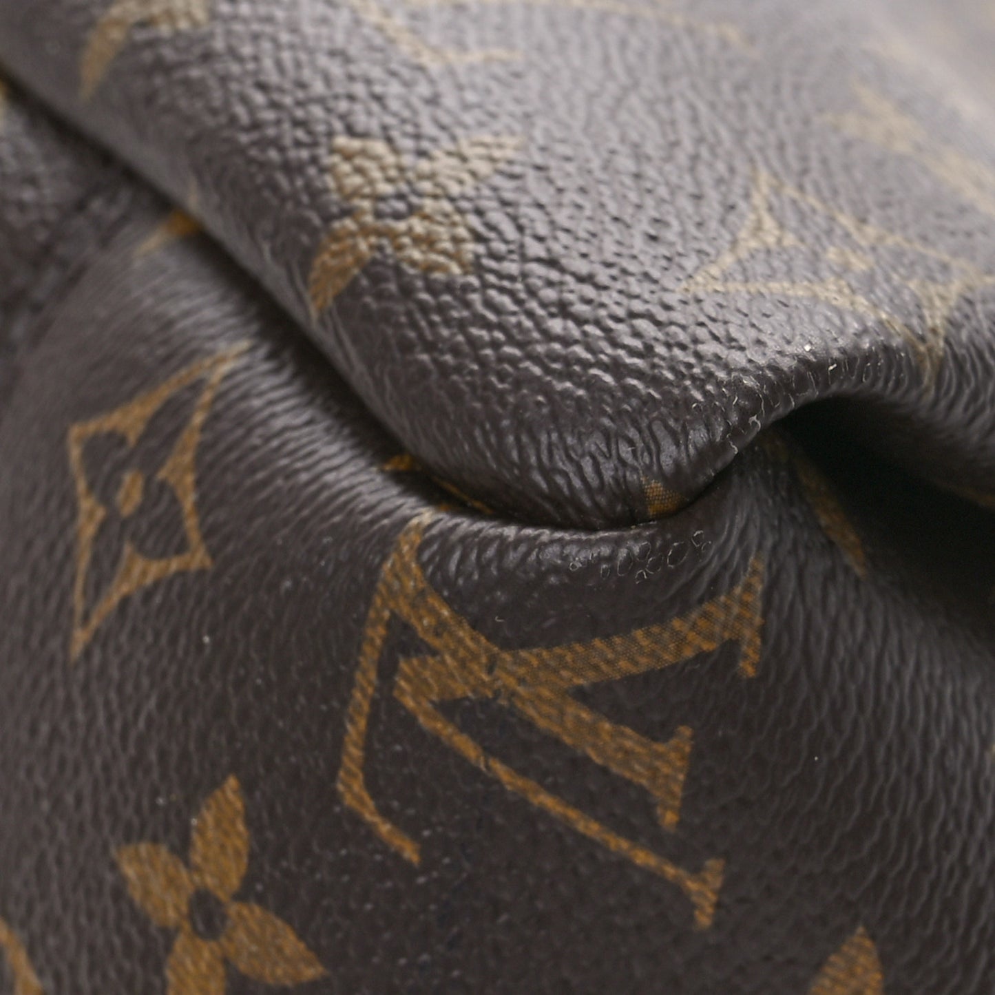 Monogram Artsy MM