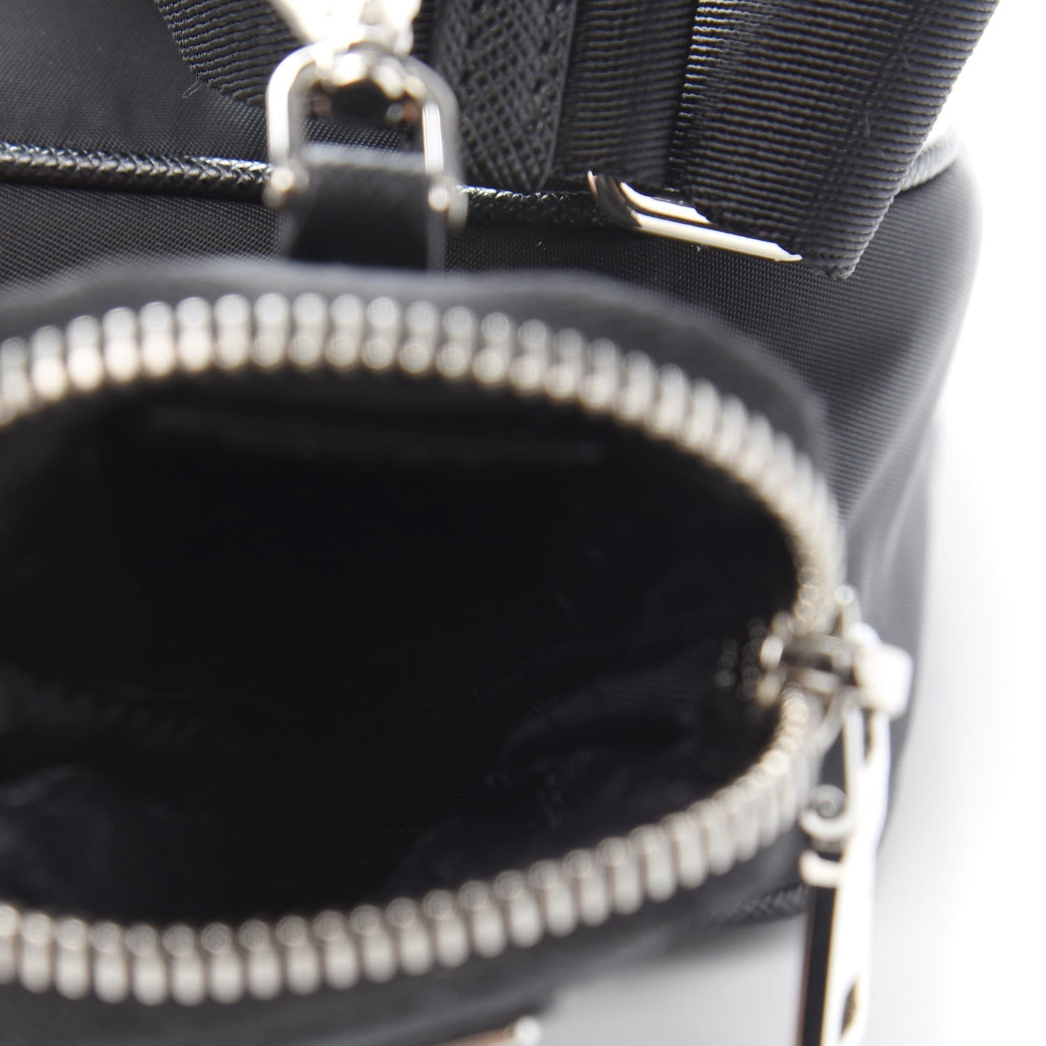 Prada Nylon Re-Edition 2005 Shoulder Bag Black 11 of 12