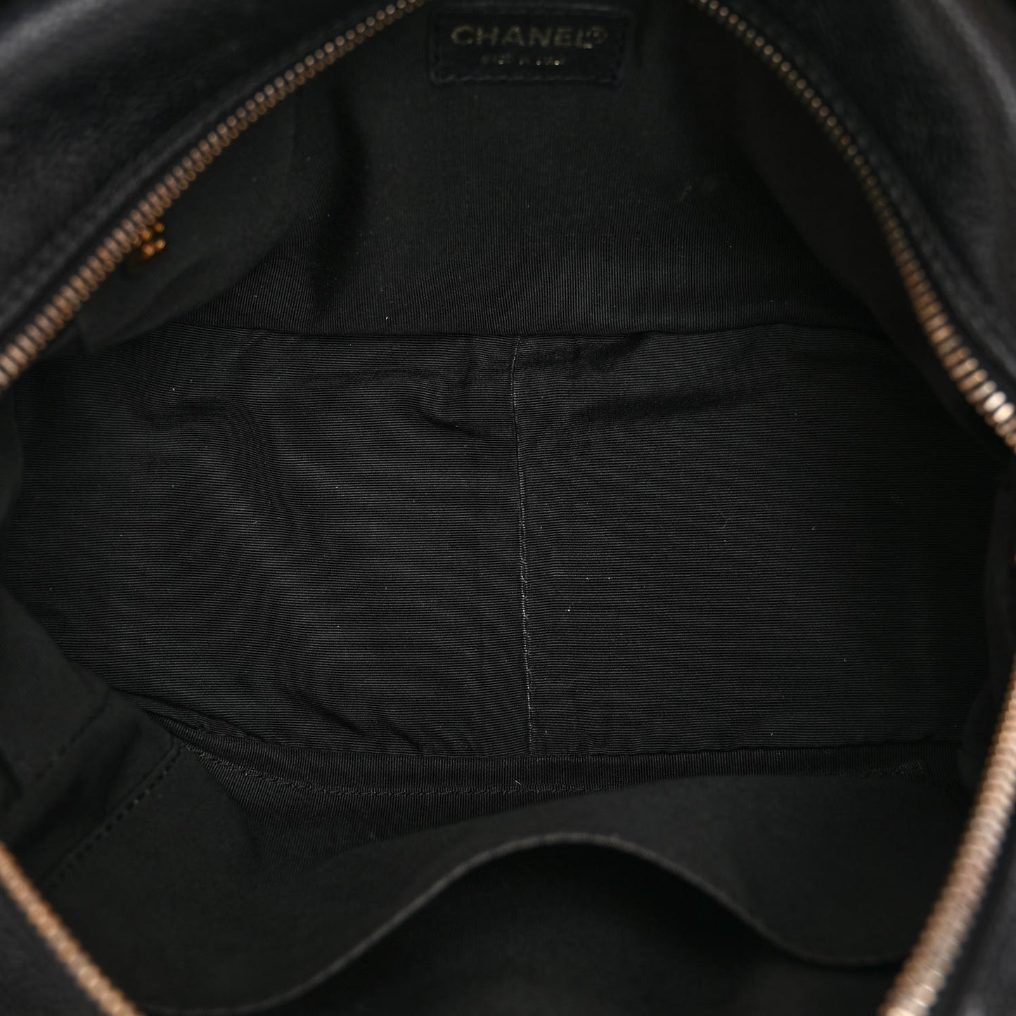 Caviar Quilted Petit Timeless Tote PTT Black