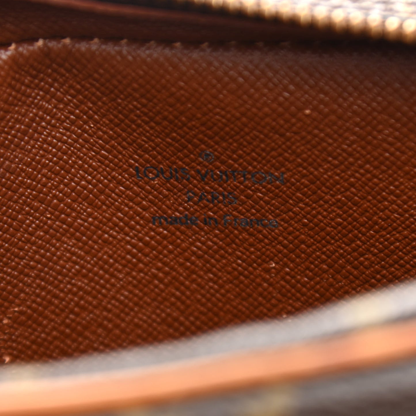 Monogram Amazone