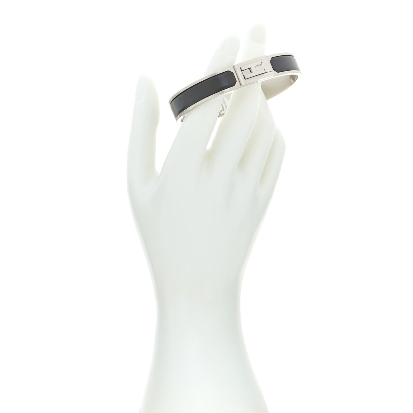 Matte Enamel Jet Bracelet GM Black