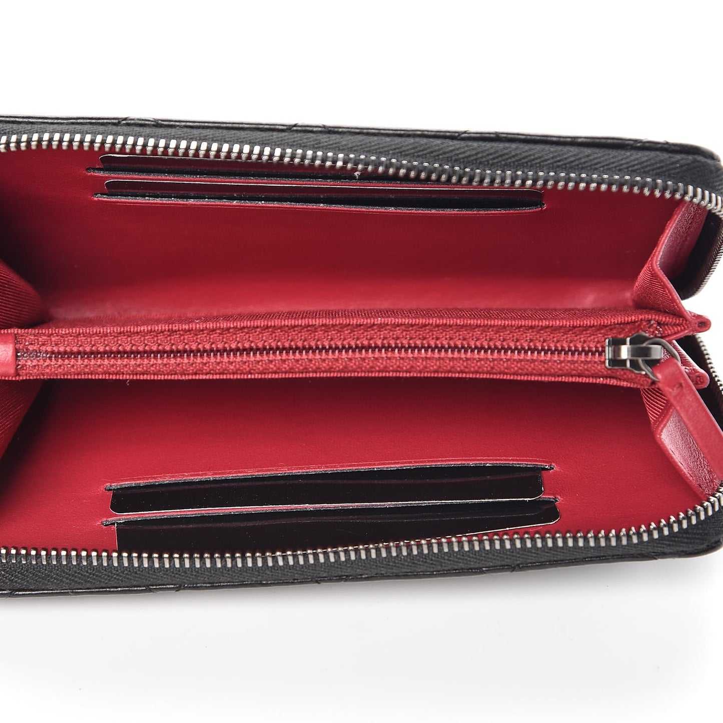 Aged Calfskin Quilted Small Gabrielle Zip Around Wallet Black