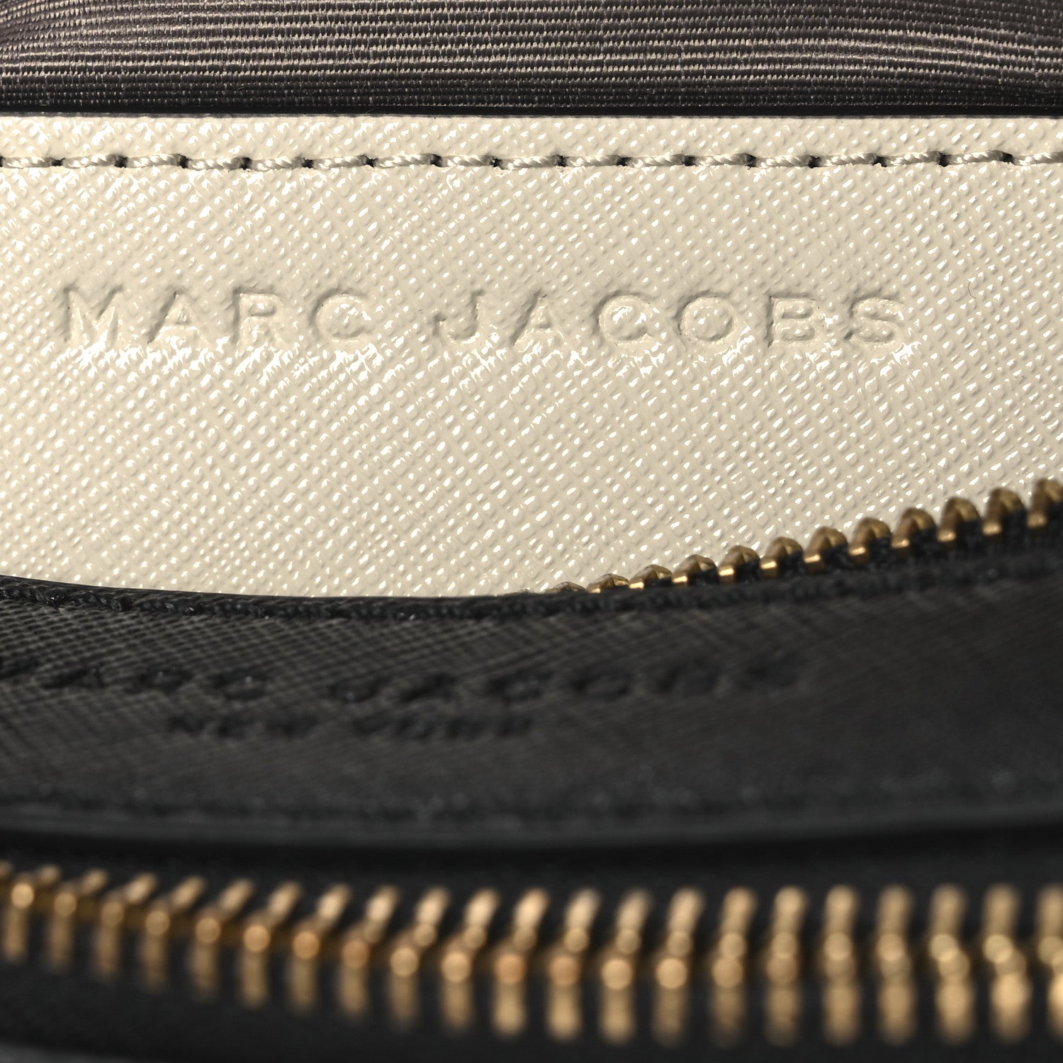 Marc Jacobs Saffiano Small Snapshot Camera Bag New Cloud White Multicolor 6 of 10