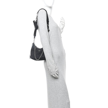 Prada Nylon Re-Edition 2005 Shoulder Bag Black 2 of 12