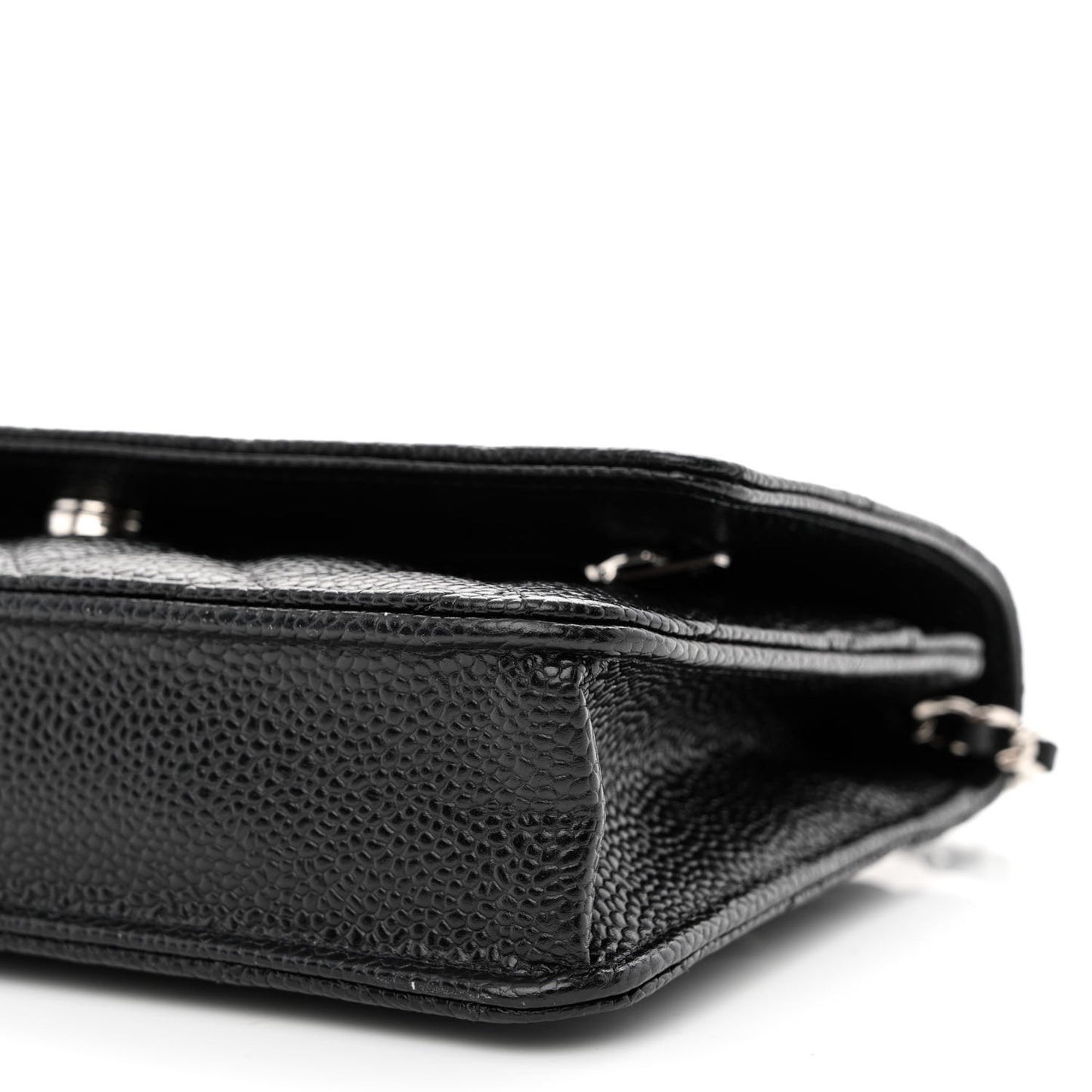 Caviar Quilted Wallet on Chain WOC Black