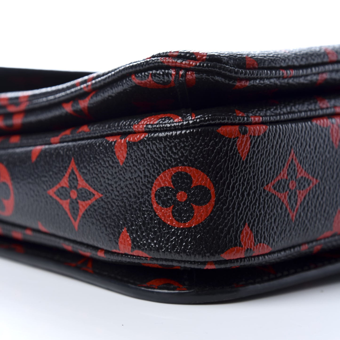 Monogram Infrarouge Pochette Metis