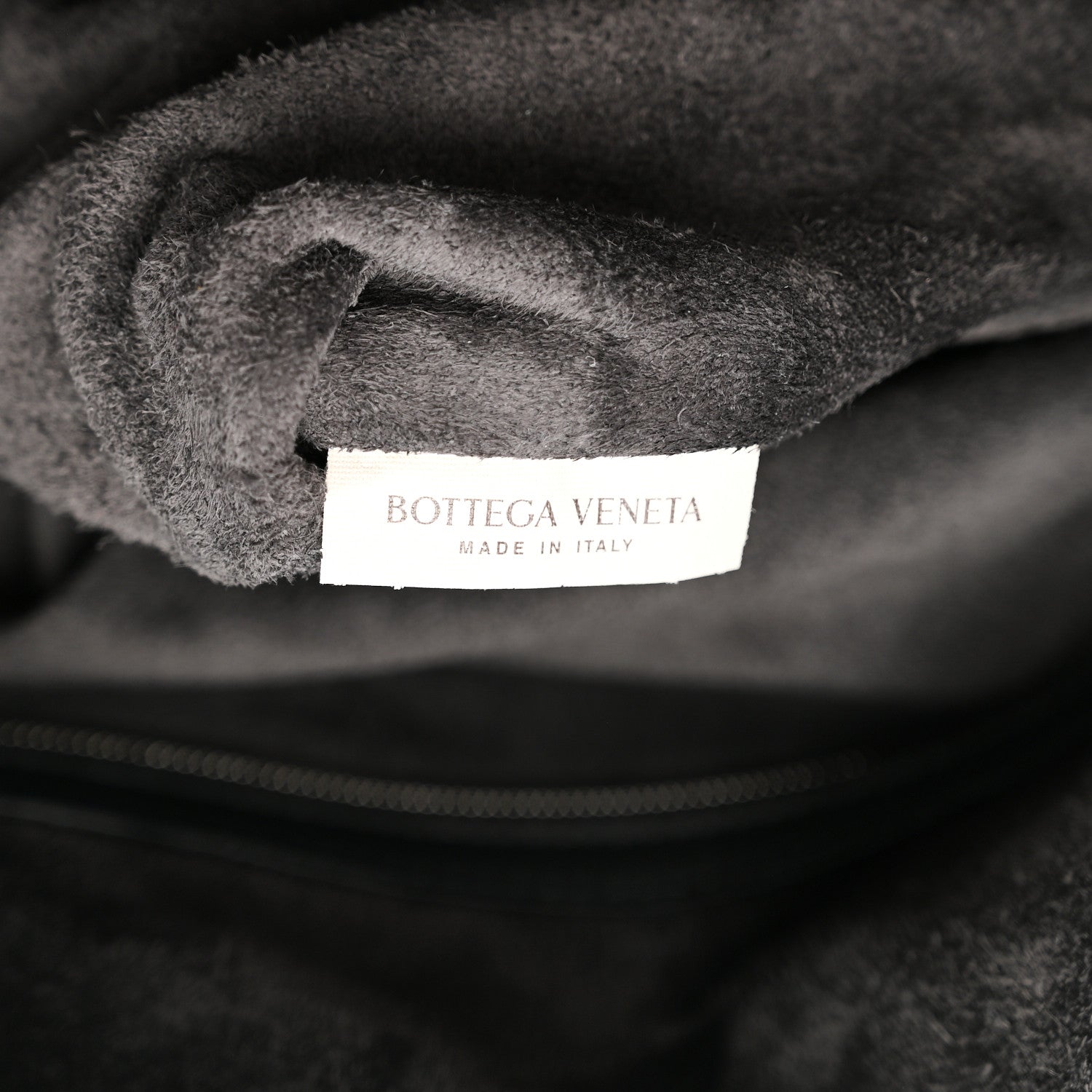 Bottega Veneta Deerskin Intrecciato Medium Traveler Hobo Black 7 of 11