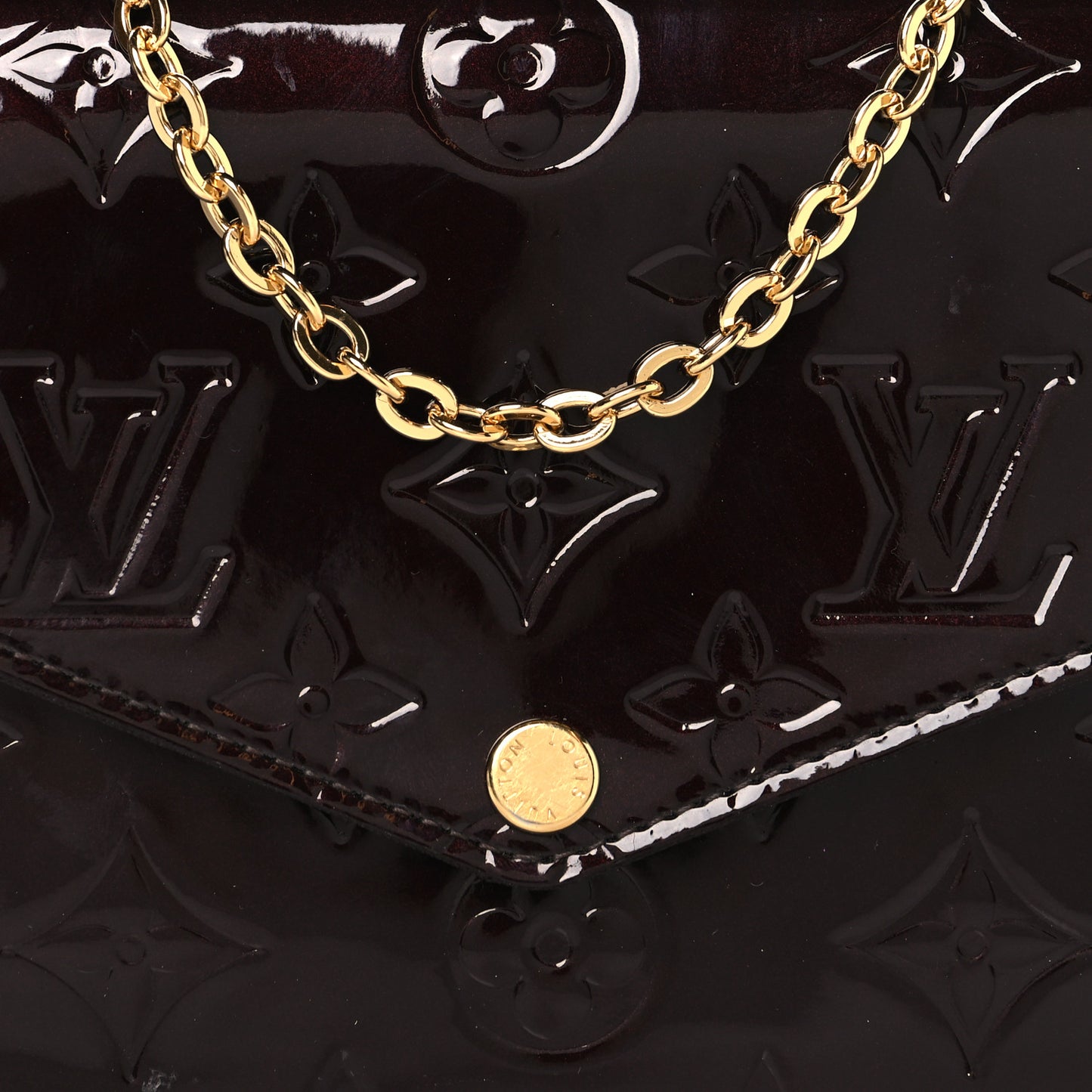 Vernis Pochette Felicie Chain Wallet Amarante
