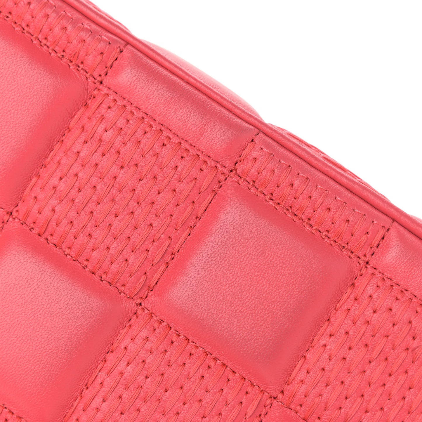 Lambskin Damier Quilt Troca PM Rose
