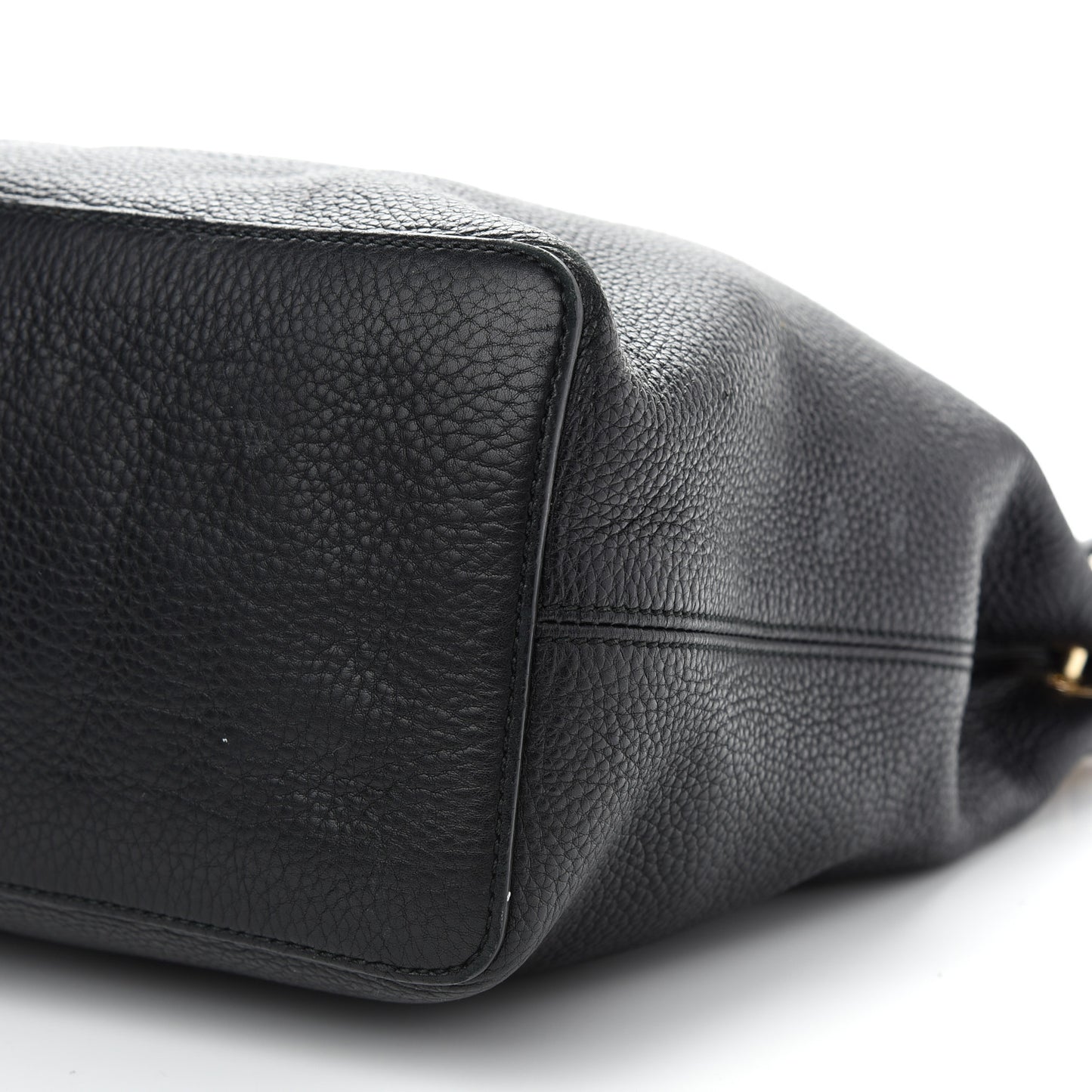 Pebbled Calfskin Large Soho Hobo Black