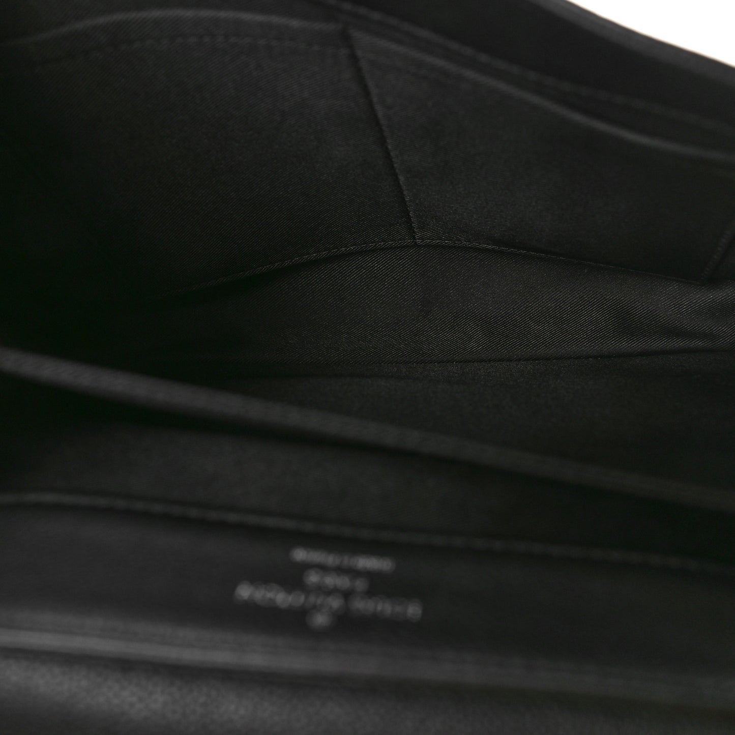 Soft Calfskin Lockme II Top Handle Black