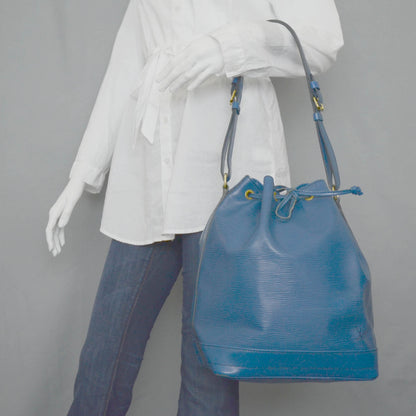 Louis Vuitton Epi Noe Toledo 2 of 10