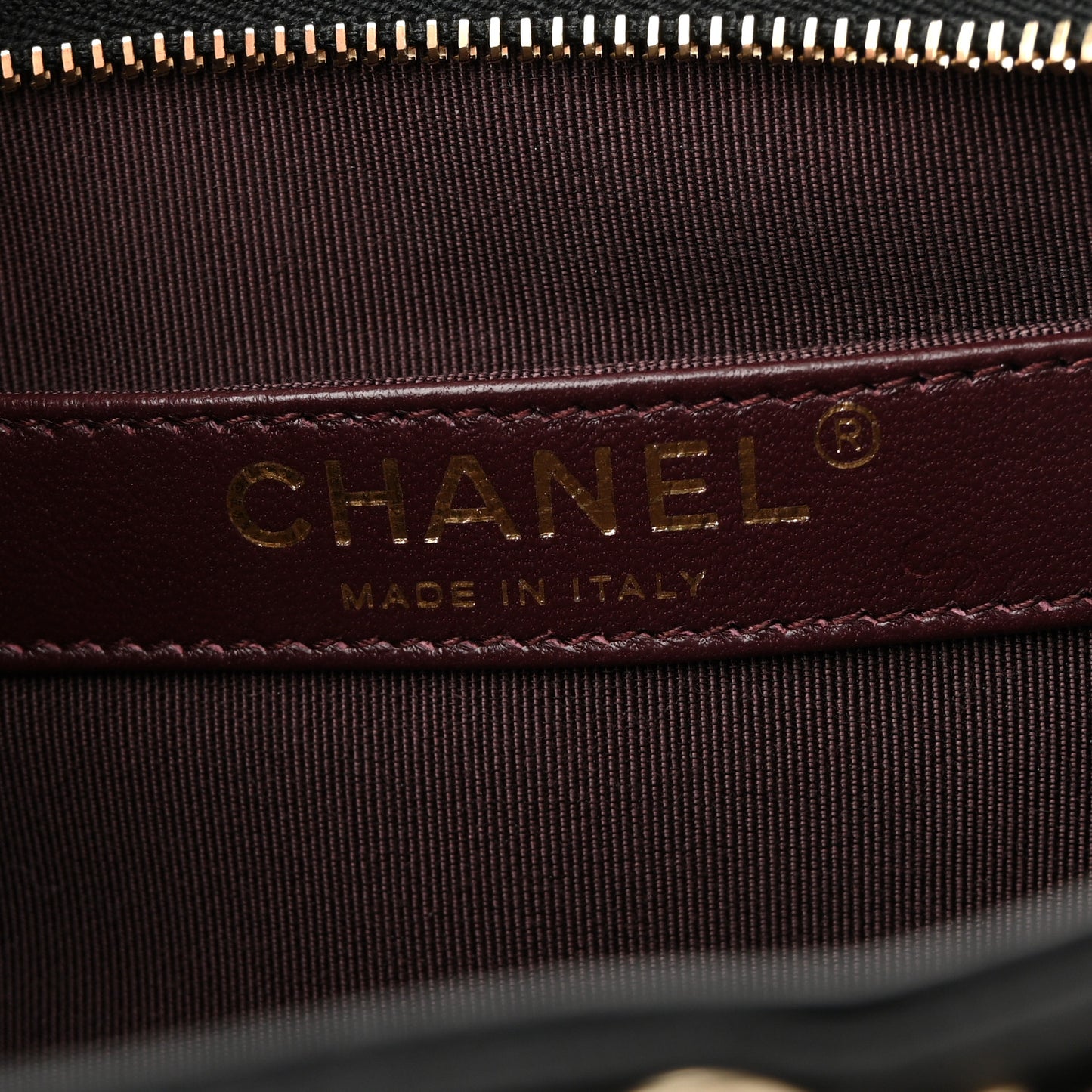 Lambskin Chain Frame Shoulder Bag Black
