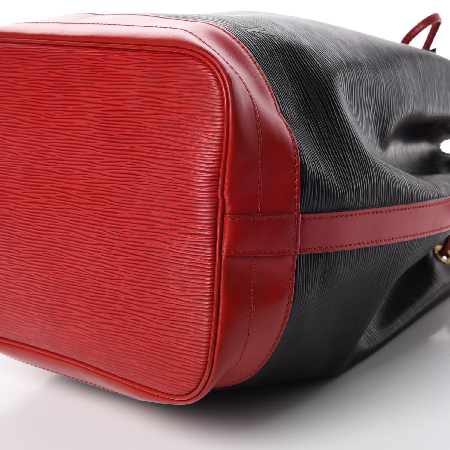 Louis Vuitton Epi Bi-Color Noe Castillan Red Black 9 of 18