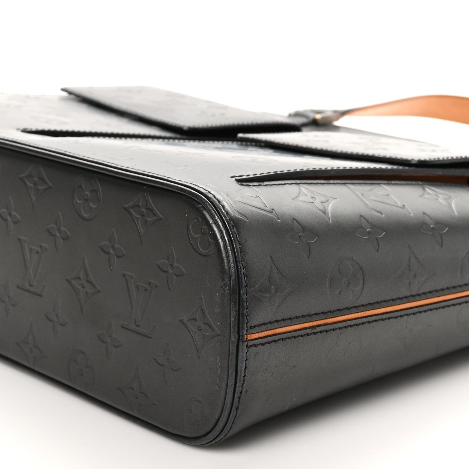 Louis Vuitton Mat Monogram Willwood Black 8 of 8