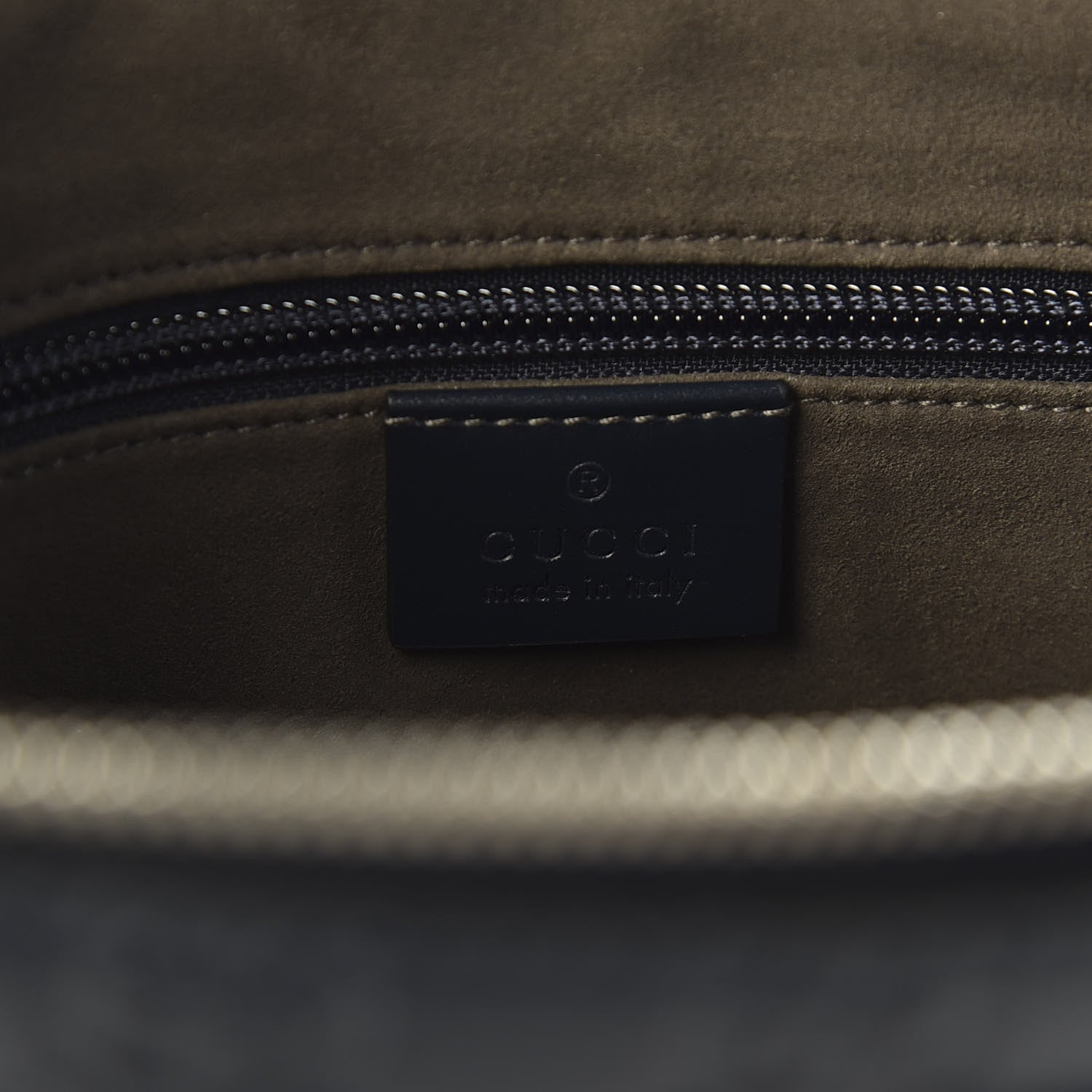 Gucci Guccissima Signature Medium Flat Messenger Bag Blue 7 of 9