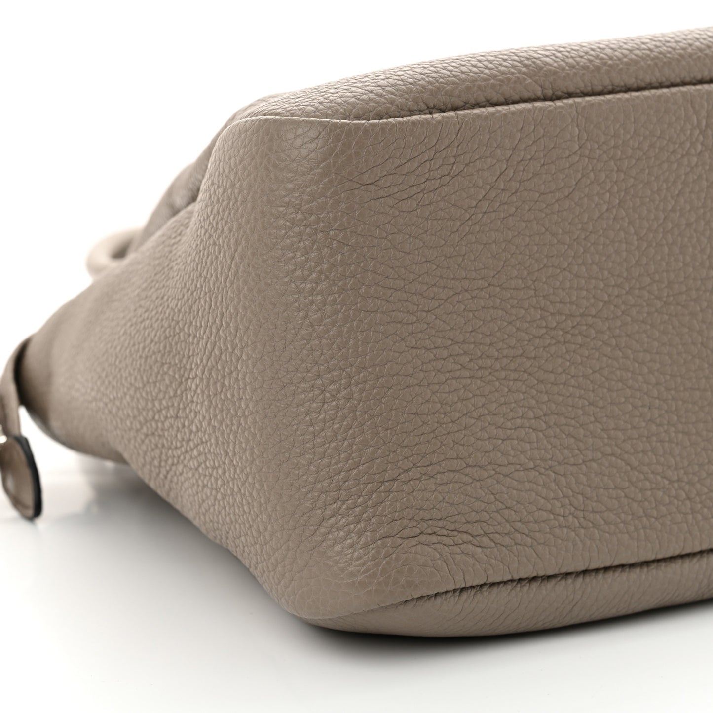 Vitello Daino Soft Medium Zippered Top Handle Bag Argilla