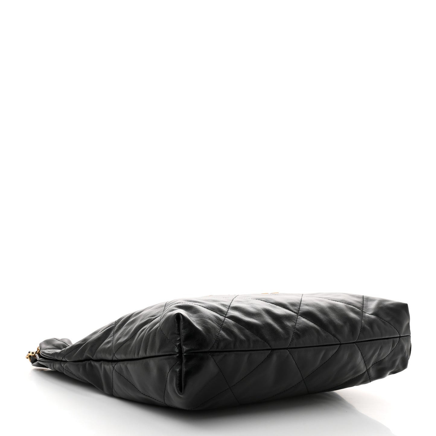 Shiny Calfskin Quilted Chanel 22 Black