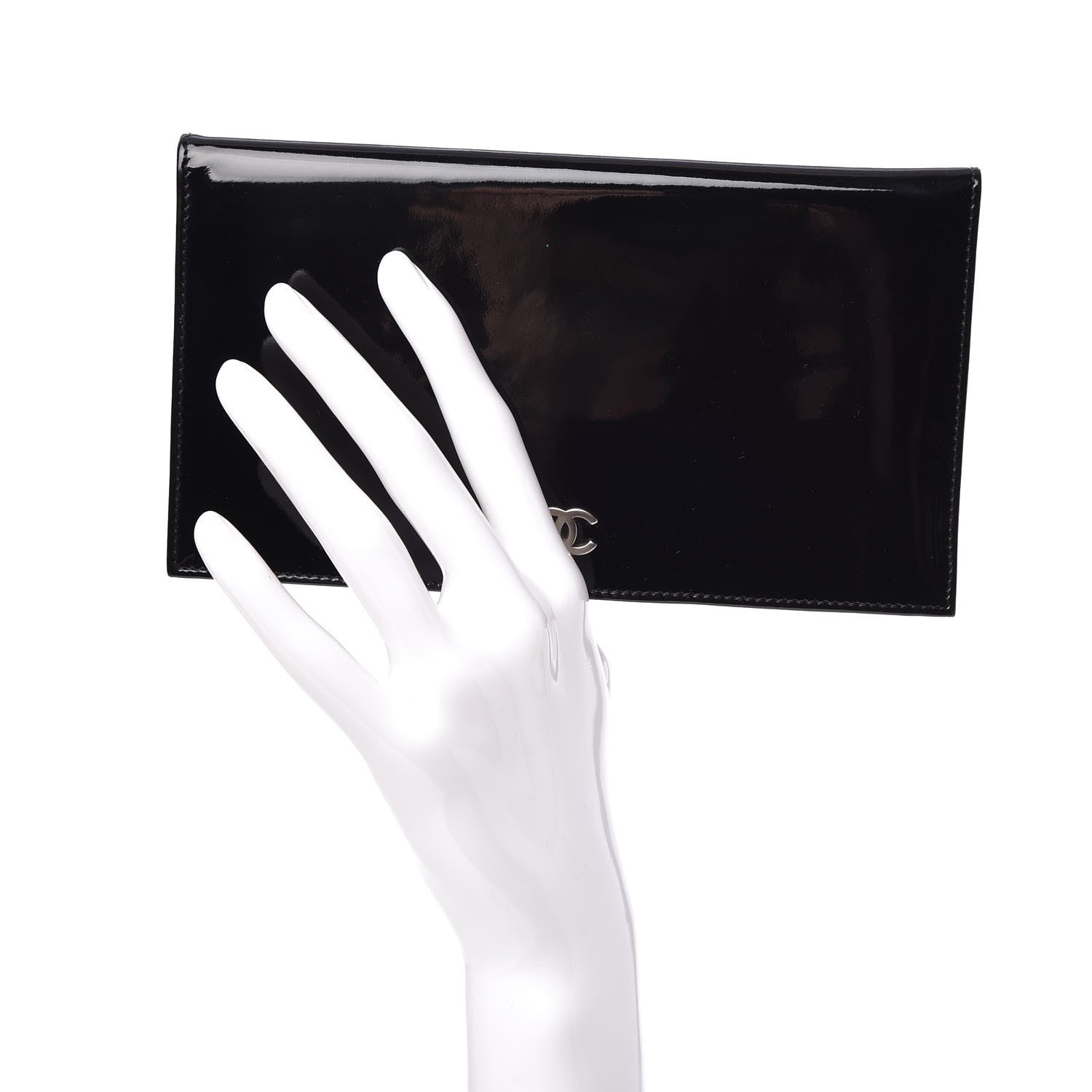 Chanel Patent CC Yen Wallet Black 2 of 10
