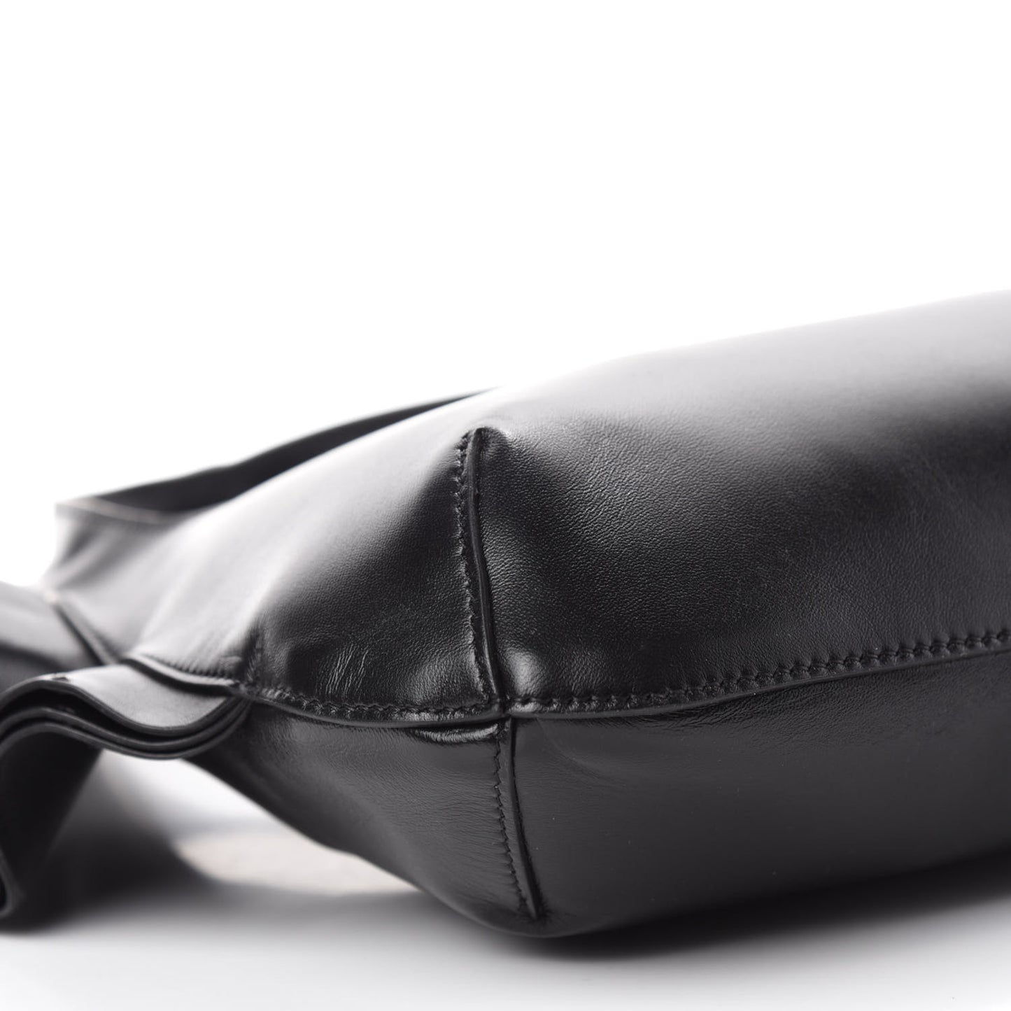 Nappa Atelier 04 Rouches Edition Small Ruffle Hobo Black