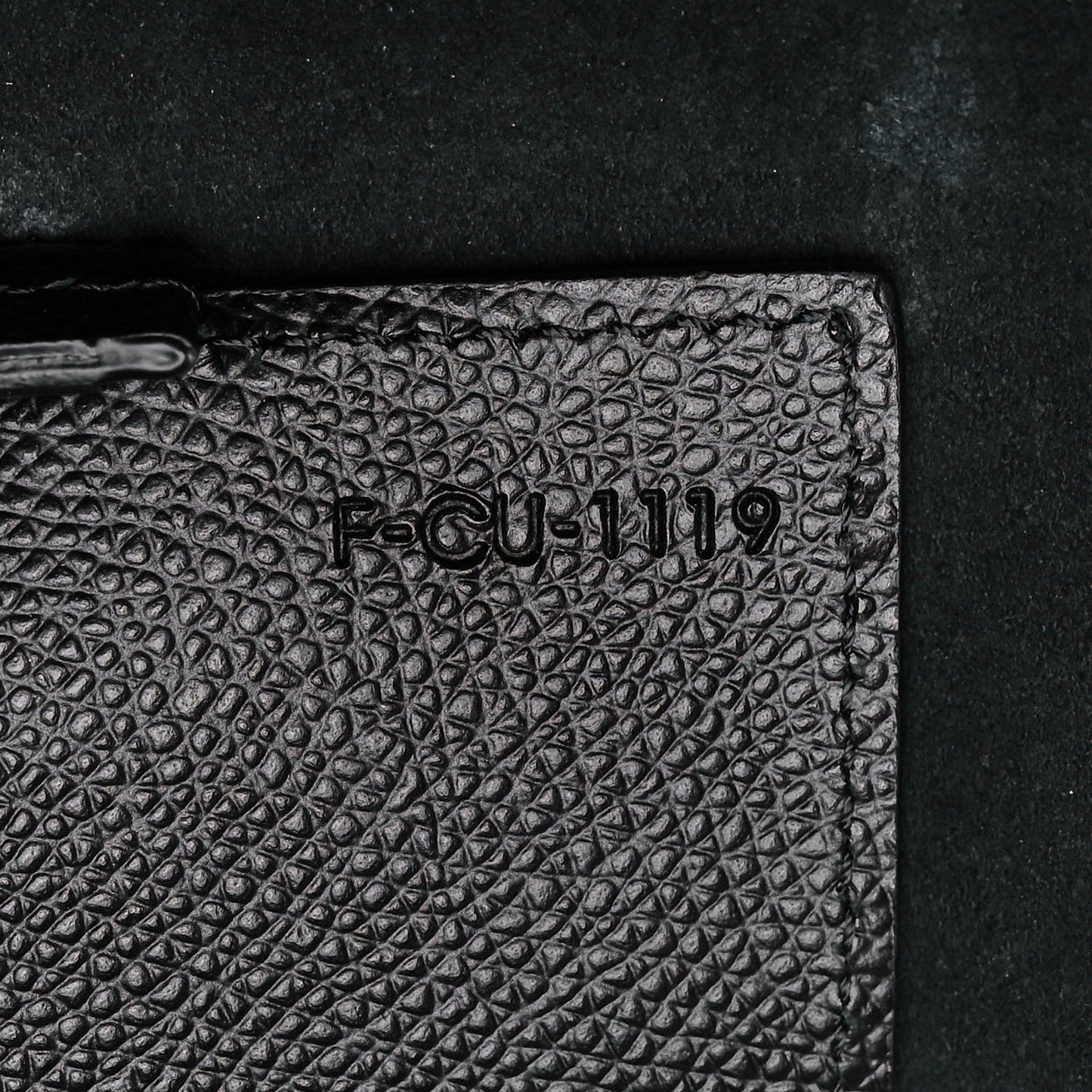 Grained Calfskin Small Vertical Cabas Black