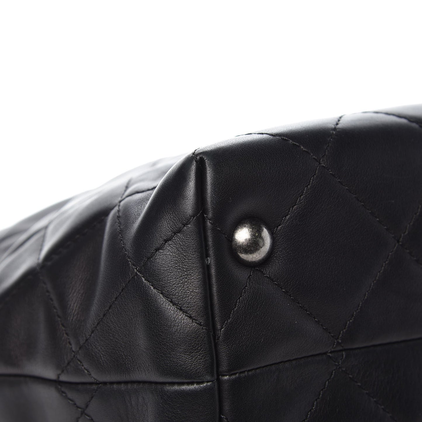 Calfskin Quilted Shopping In Chains Tote Black