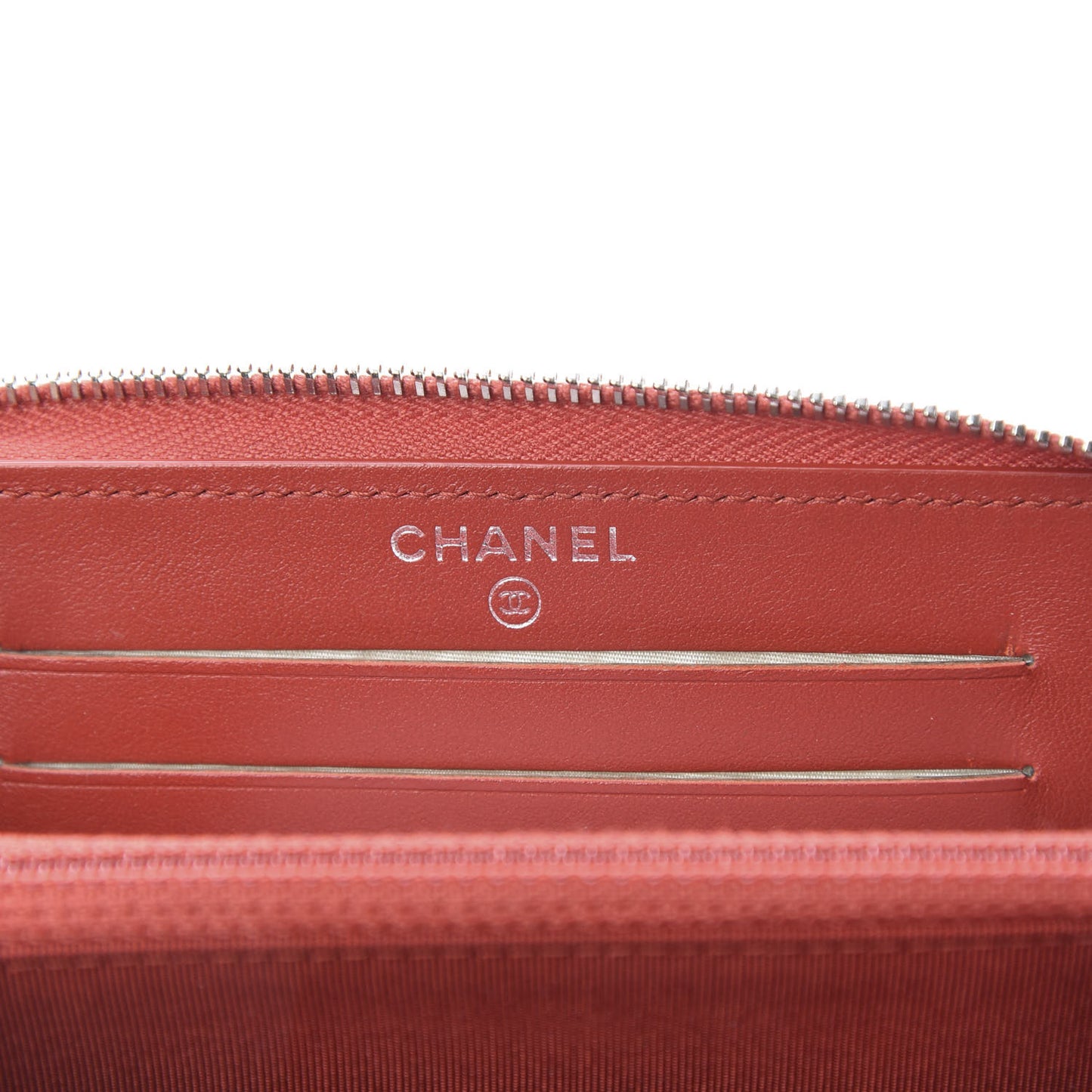 Caviar Quilted Medium Zip Around Wallet Red