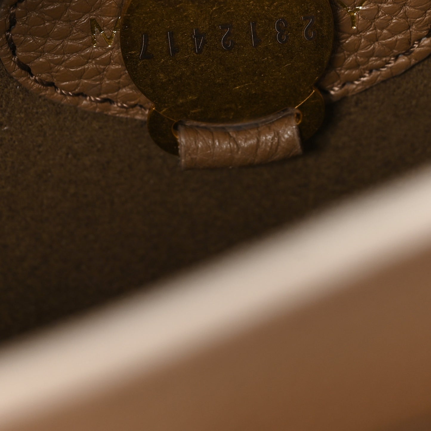 Small Classic Grain Bayswater Dark Beige