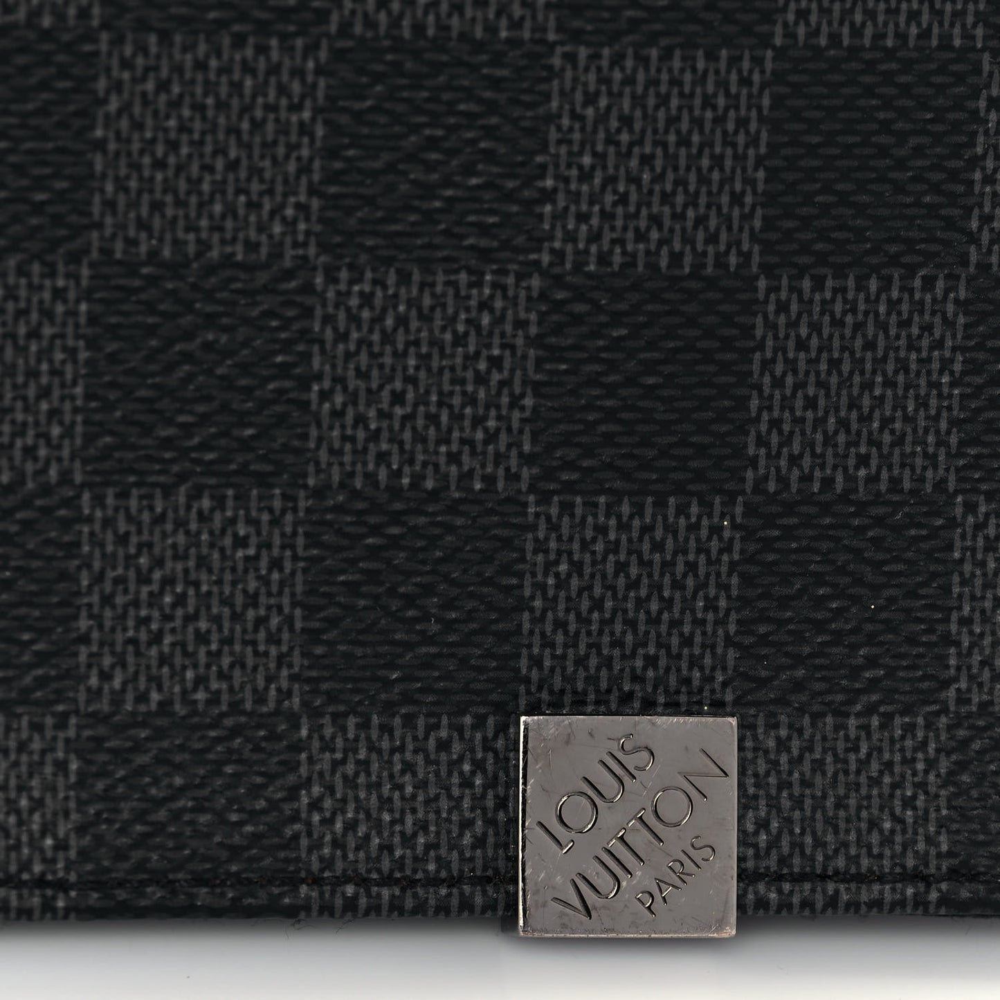 Damier Graphite District MM