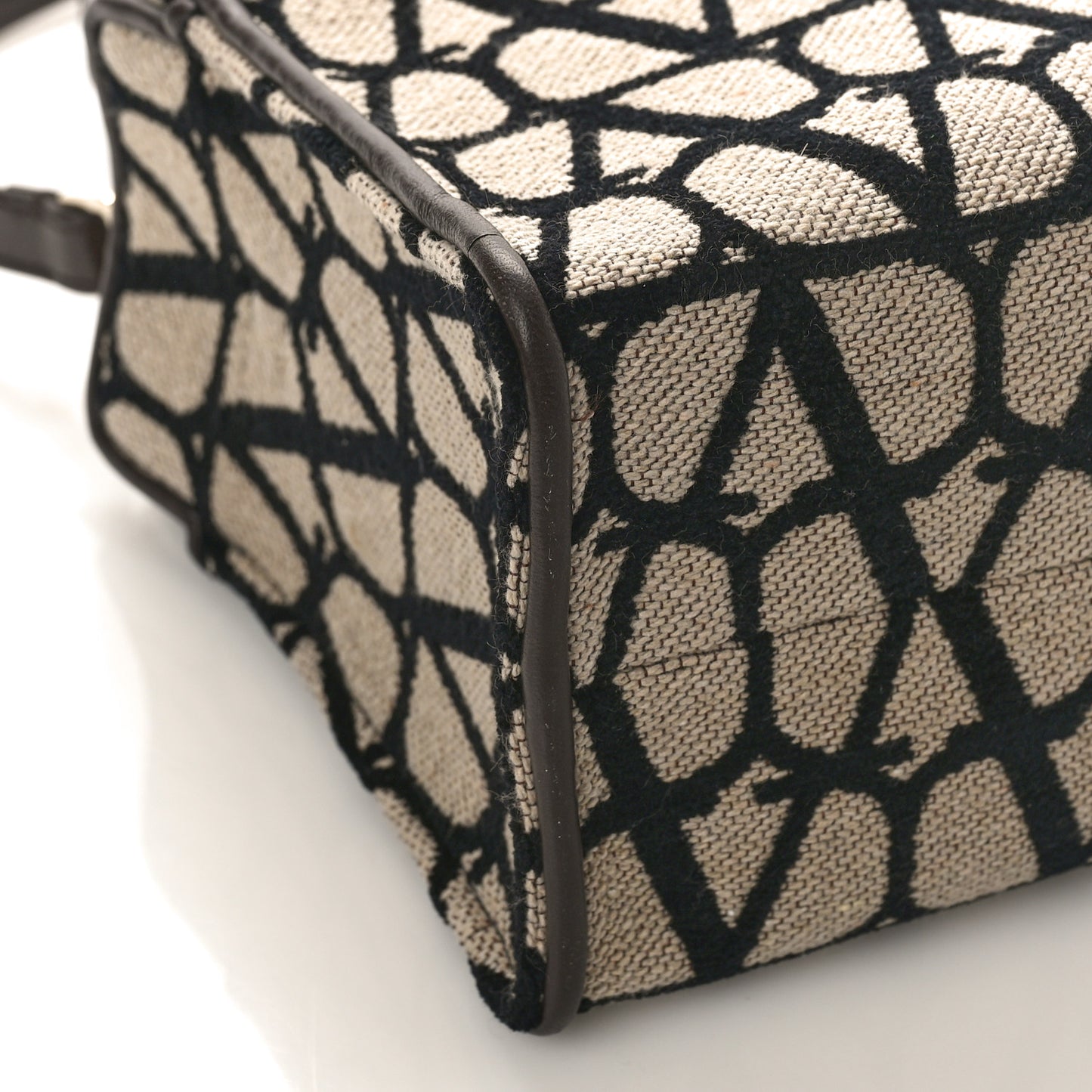 Toile Iconographe Goatskin Mini Le Troisieme Shopping Bag Naturale Black Fondant