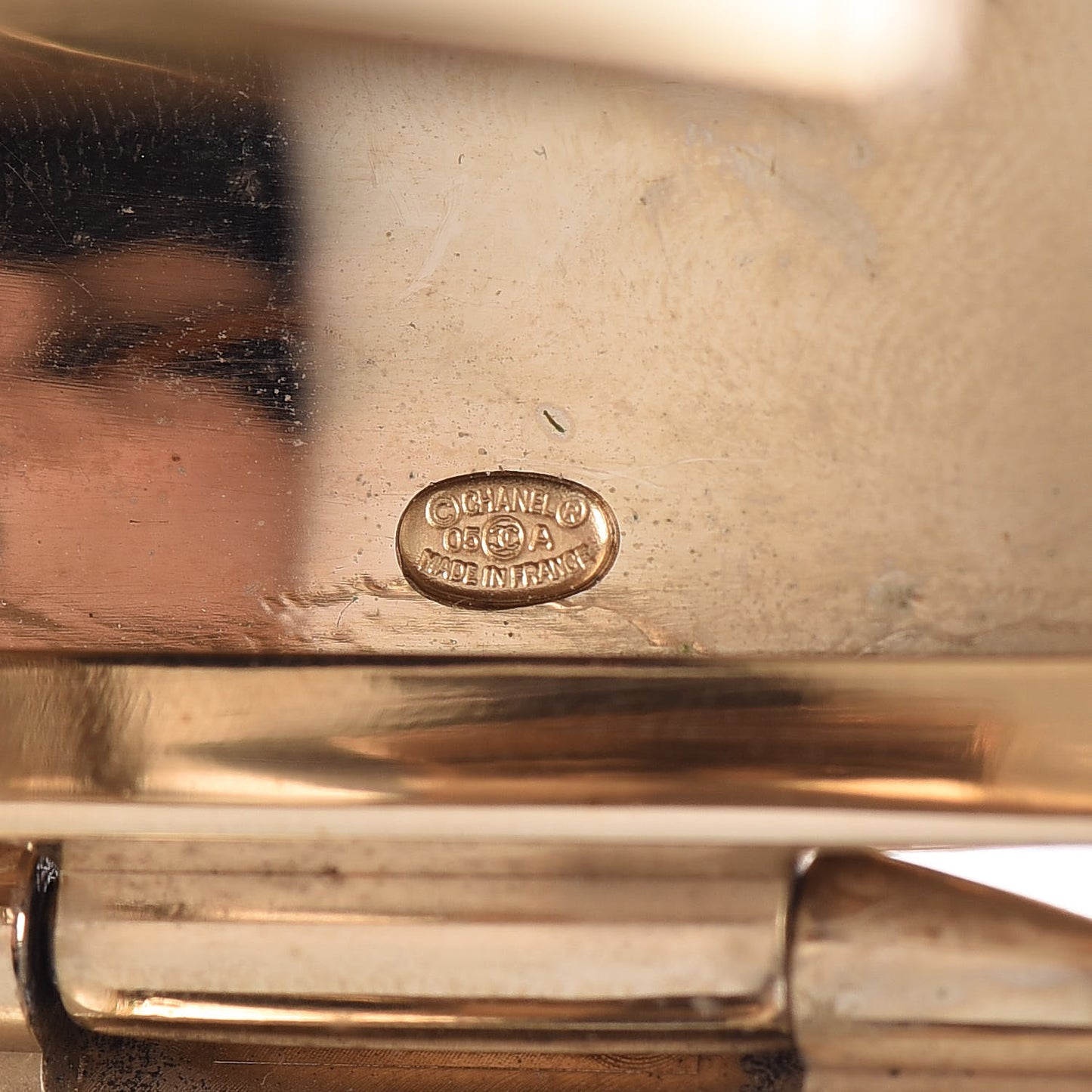 Resin Enamel Crystal CC Cuff Beige