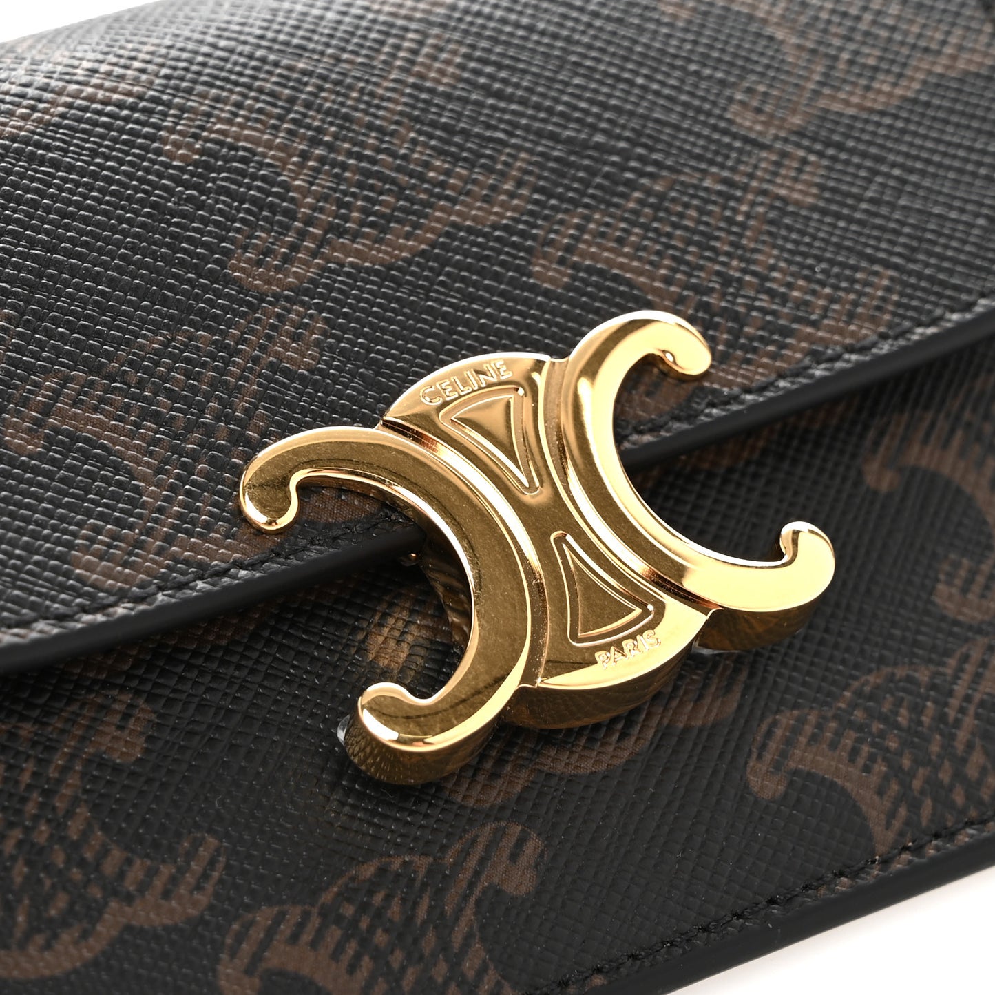 Triomphe Canvas Calfskin Flap Card Holder Tan