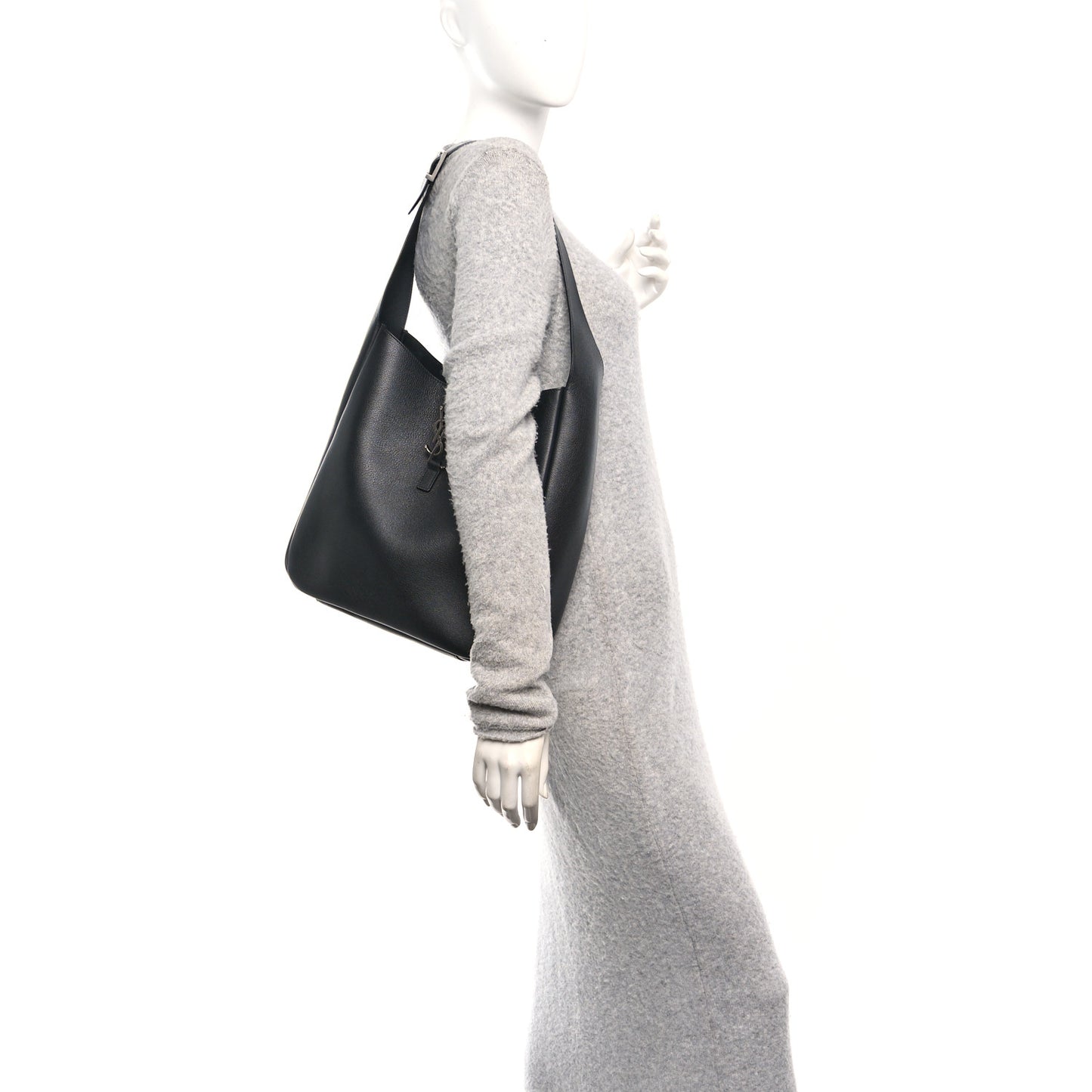 Supple Calfskin Large Le 5 A 7 Soft Hobo Black