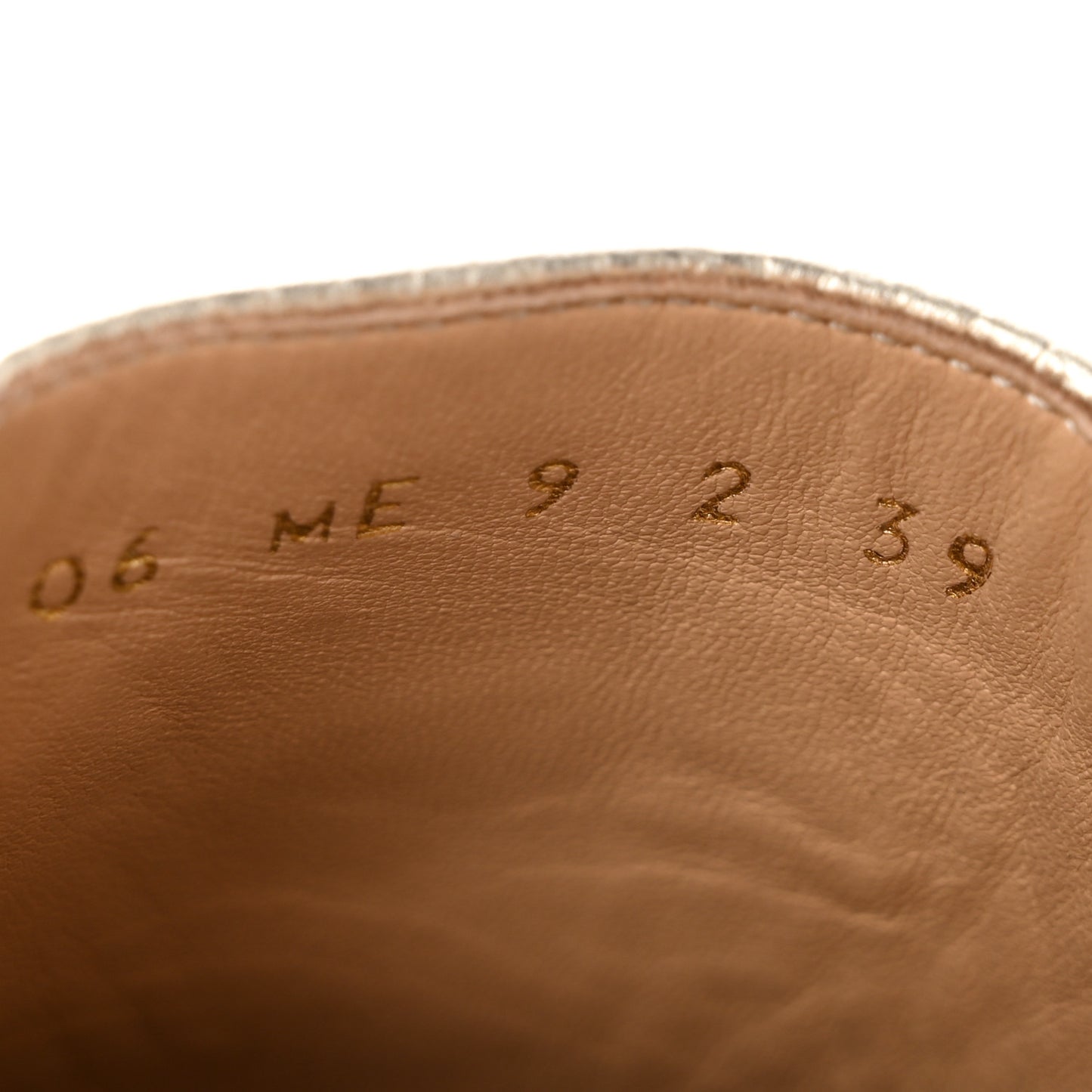 Metallic Pebbled Calfskin Vlogo Espadrille Mules 39 Platino