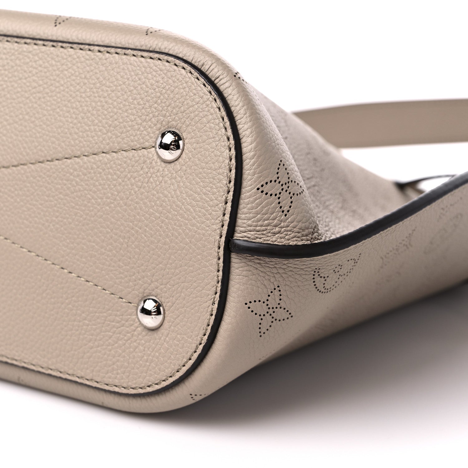 Louis Vuitton Mahina Girolata Galet 10 of 11