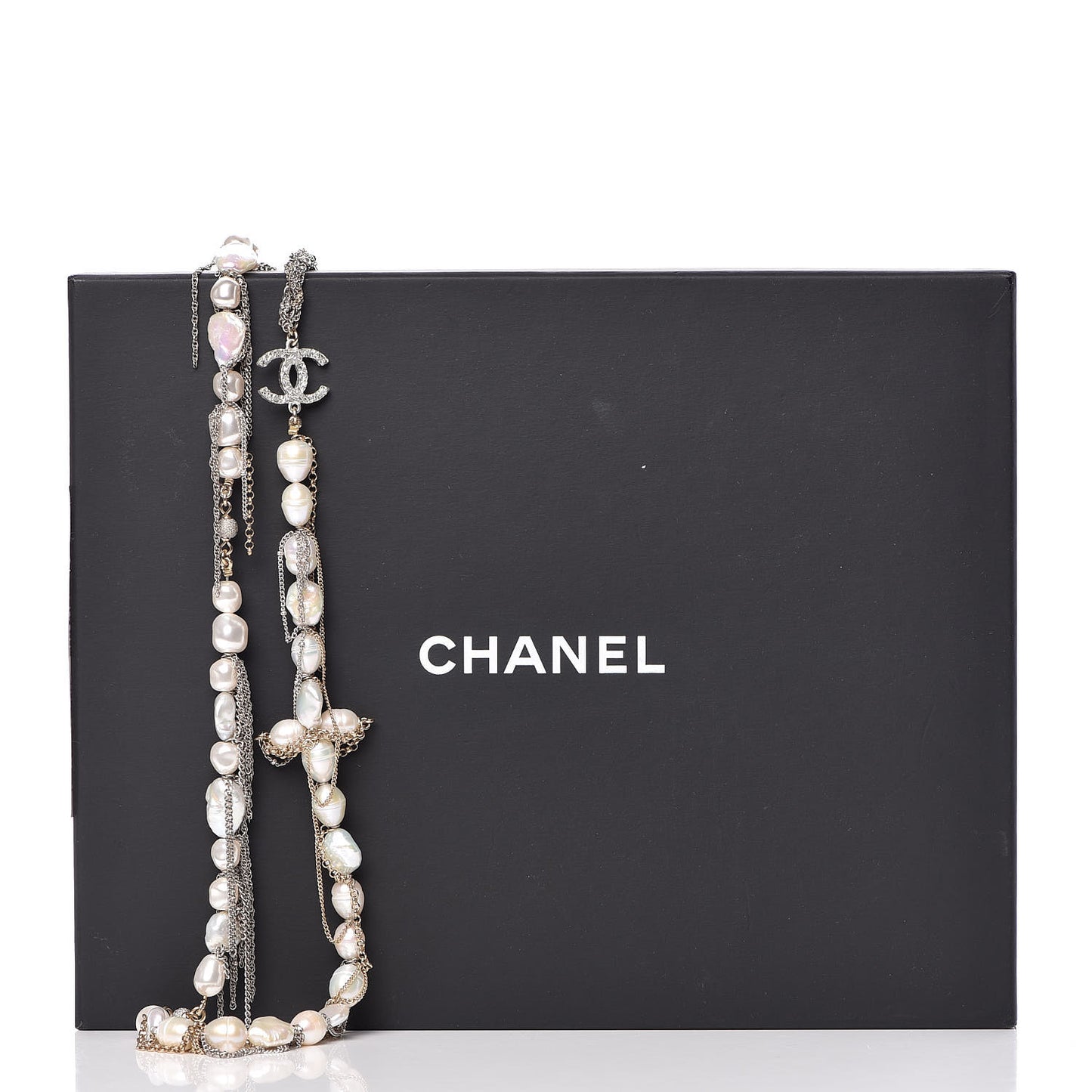 Graduated Pearl CC Long Necklace Gold Silver